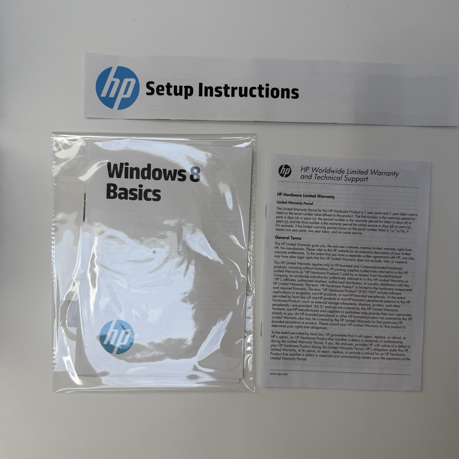 NEW HP Split x2 13-m010dx i3 4GB 128GB SSD 13.3” Windows 8 Open Box Nos
