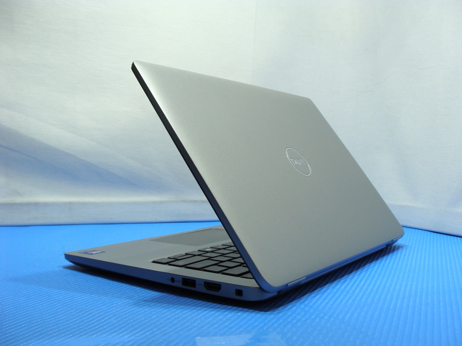 Dell Latitude 5450 14” FHD core Ultra 5 125U 1.3GHz 16GB 256GB W11P WRTY 08/2027