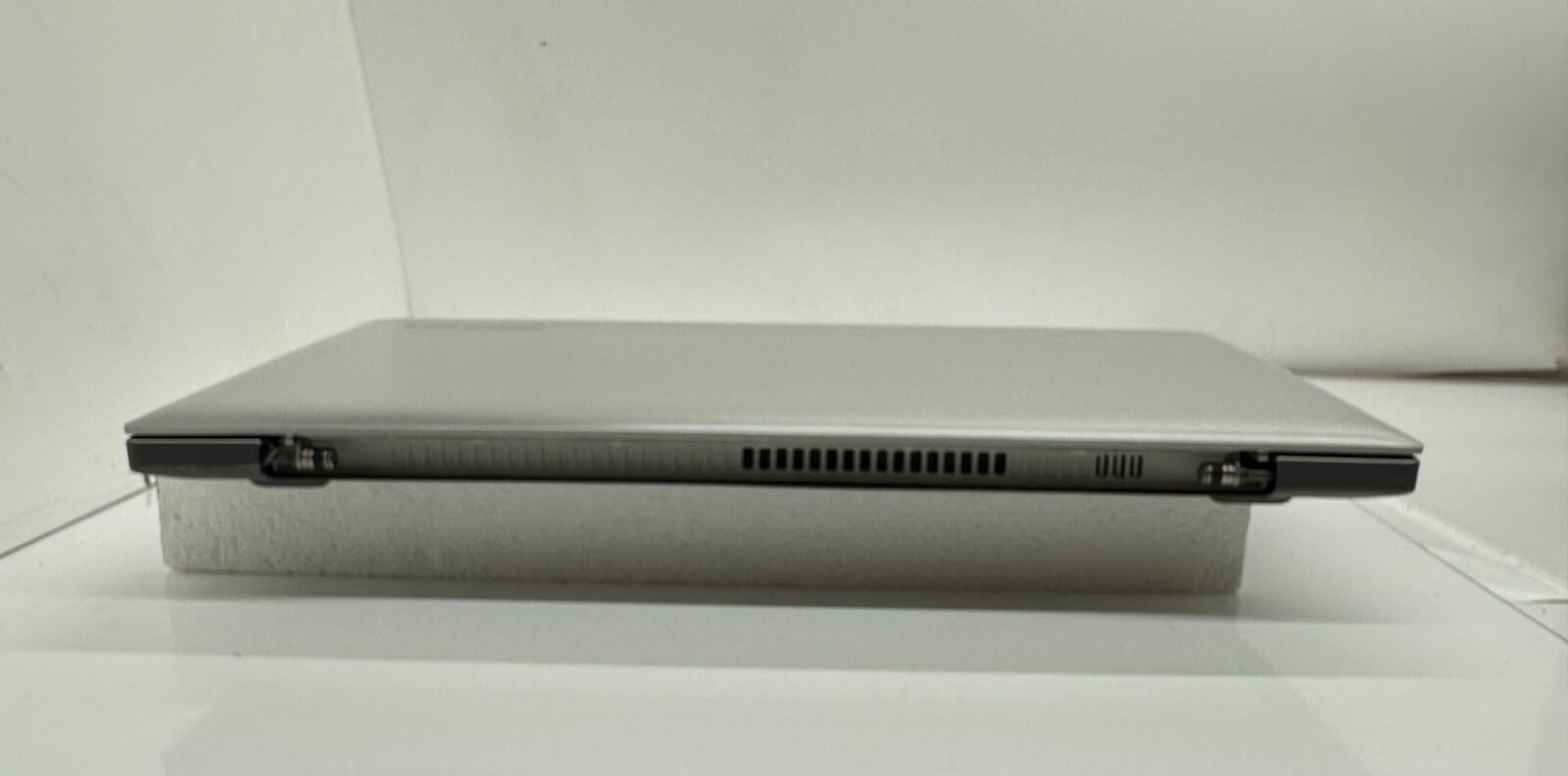LENOVO IDEAPAD 320/80XS AMD A12-9720P @ 2.70GHz 8GB RAM 1TB HDD *READ