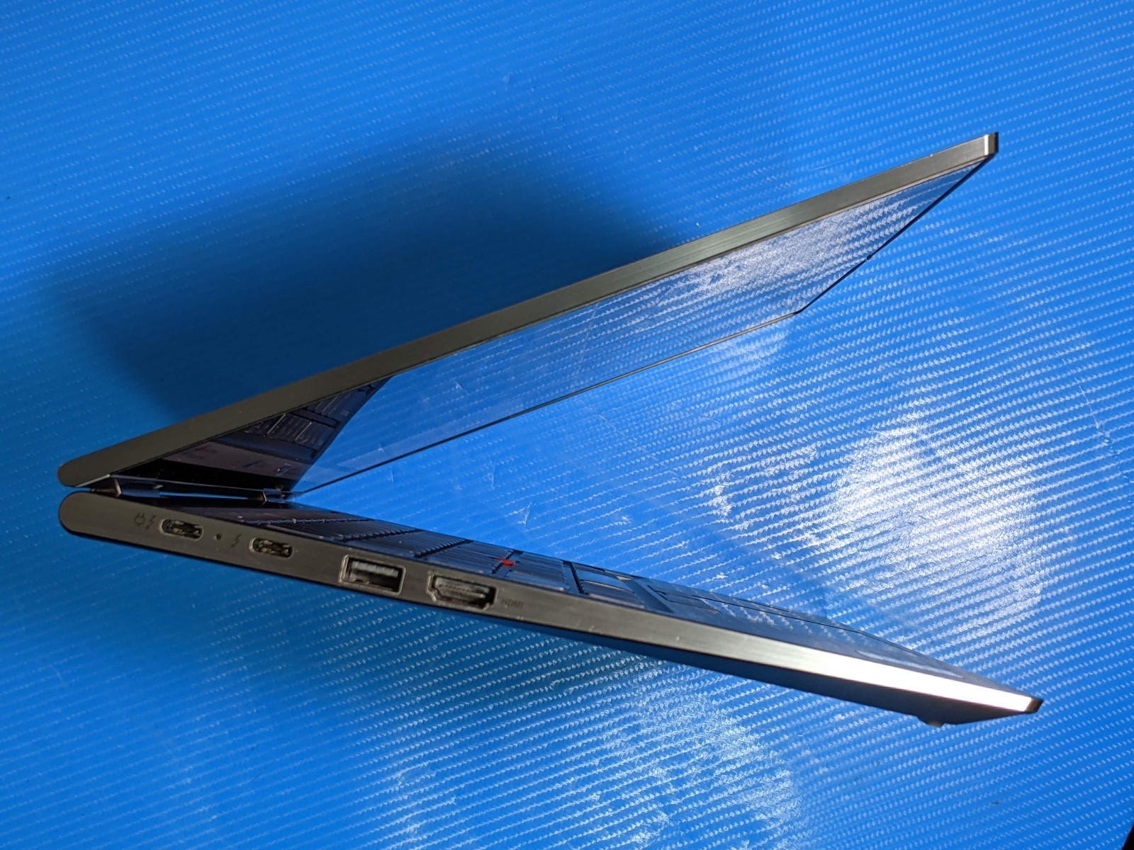 Lenovo ThinkPad X1 Yoga Gen 6 14″ UHD+ TOUCH i5-1135G7 2.4GHz 16GB 512GB +PEN+PA