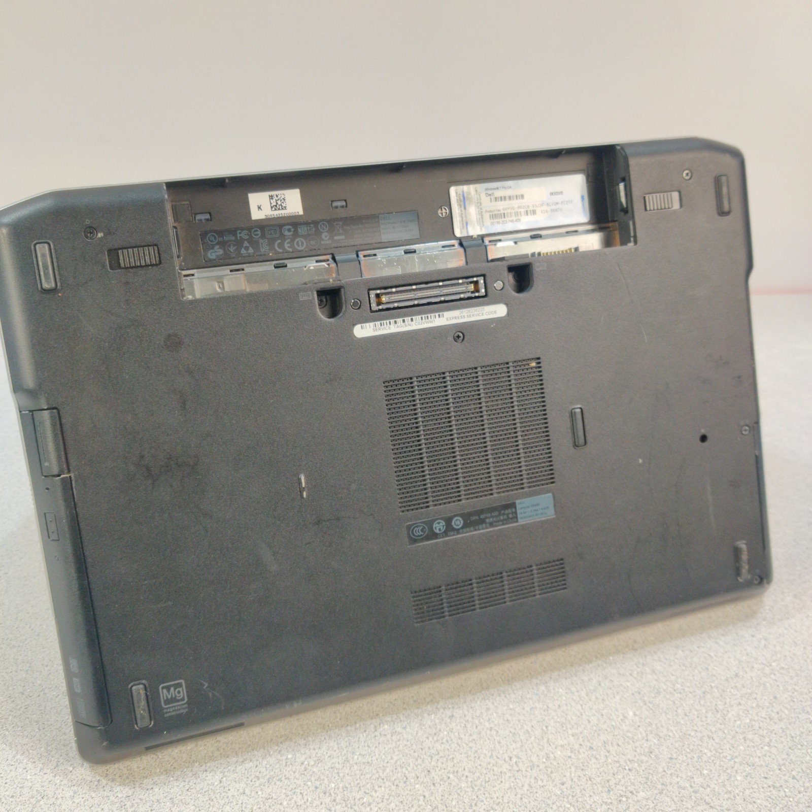 Dell Latitude E6430 14″ i7-3320M 2.60GHz 4GB RAM NO HDD/OS/BATTERY/AC ADAPTER