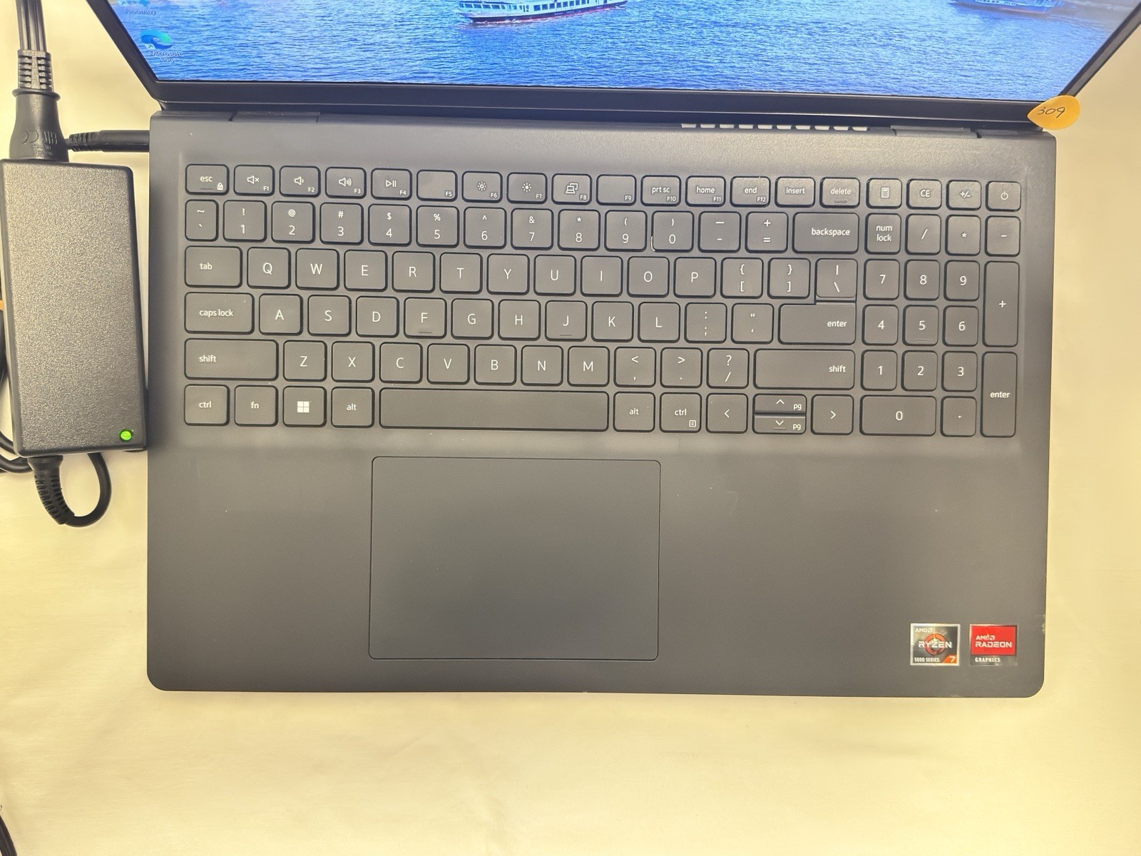Dell Inspiron 15 3525 15.6″ Ryzen 7 5700U 16GB 256GB SSD Win 11 Home Black