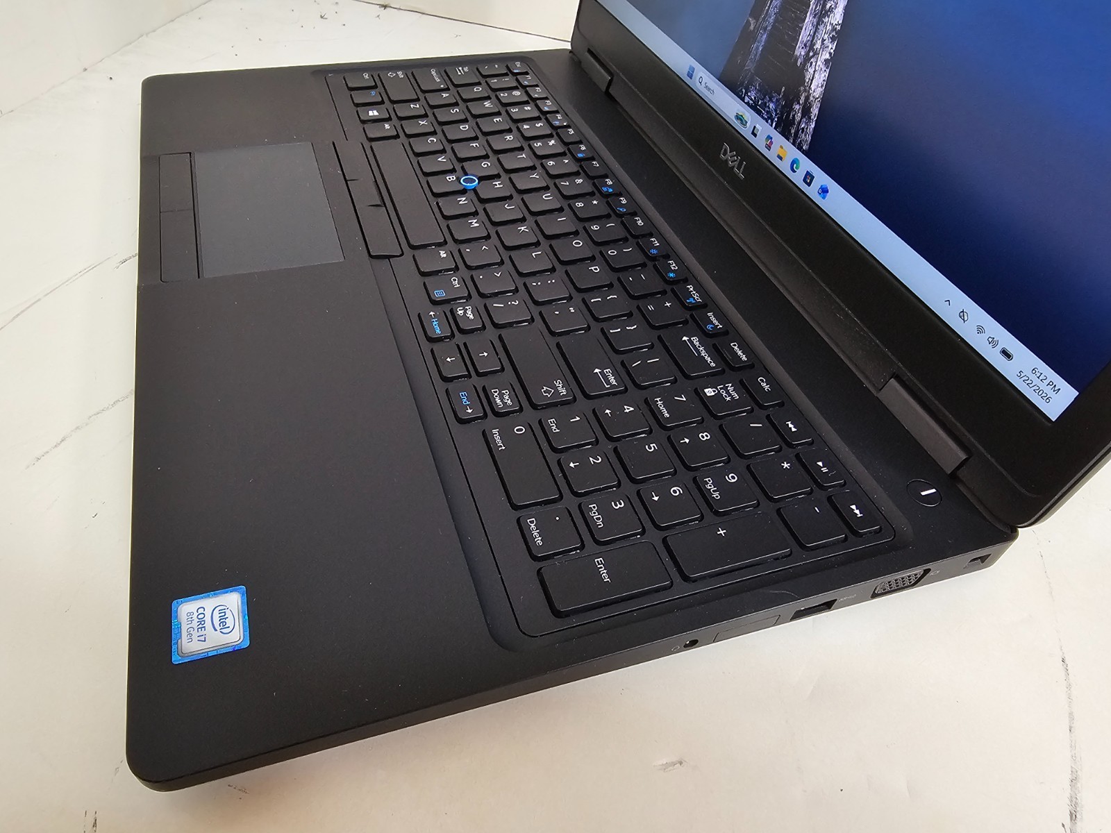 Dell Precision 3530 Laptop – 2.6 GHz i7-8850H 16GB 256GB SSD Webcam 15.6″ – SP2
