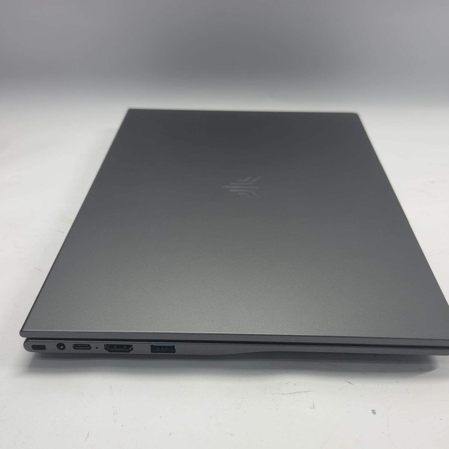 ACEMAGIC LX15PRO 15.6″ Ryzen 7 5700U 1.8GHz 16GB RAM 512GB SSD