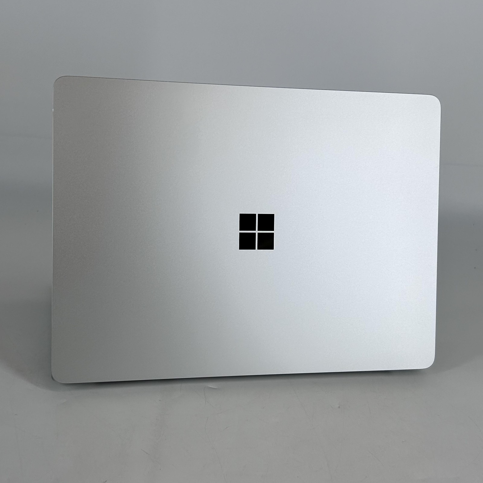 Microsoft Surface Laptop 7 13 5G 2K TOUCH Ultra 7 268V 32GB 1TB MINOR FRAME GAP