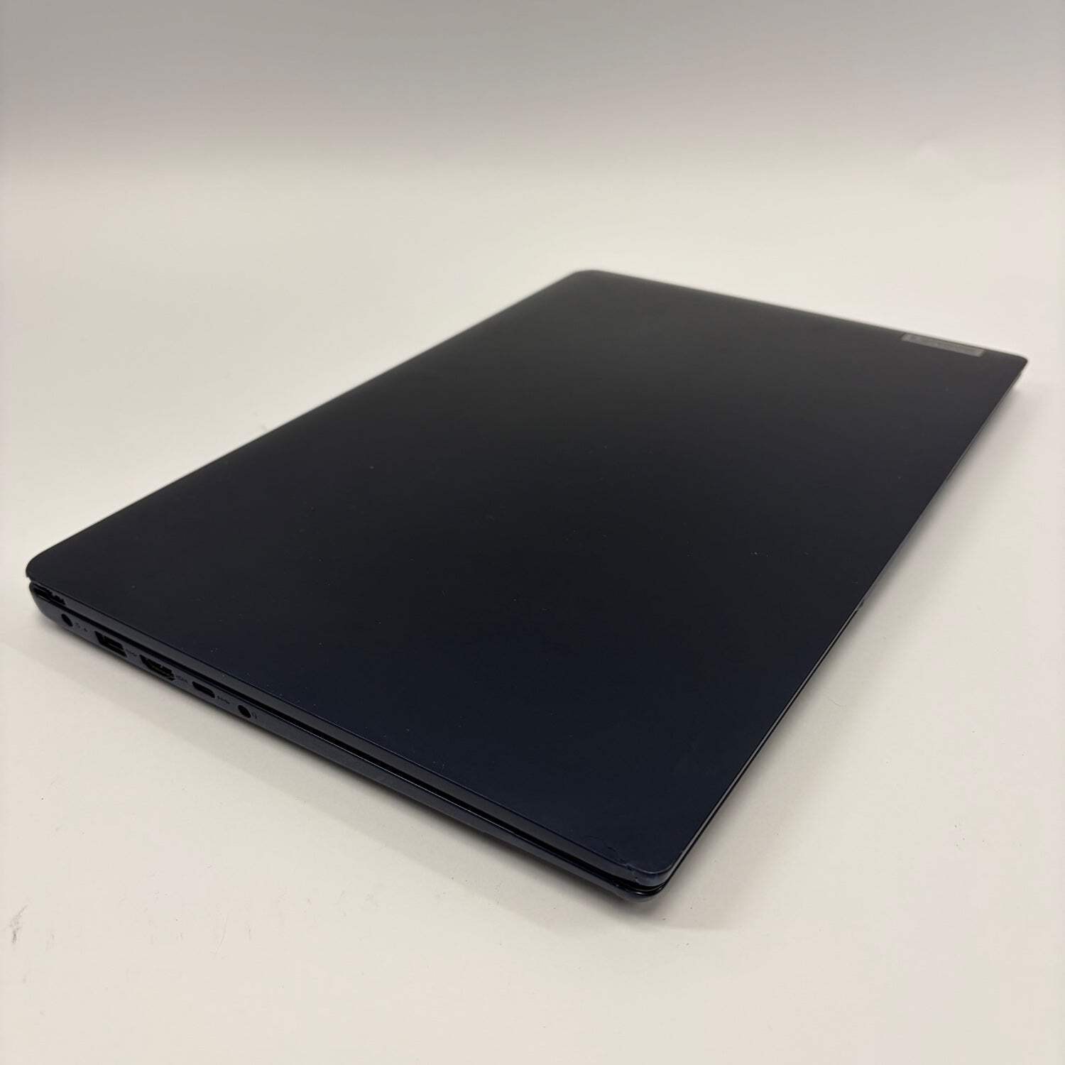 Lenovo IdeaPad 1 JVHFC1 15.6″ Pentium Silver N6000 1.1GHz 4GB RAM 128GB SSD