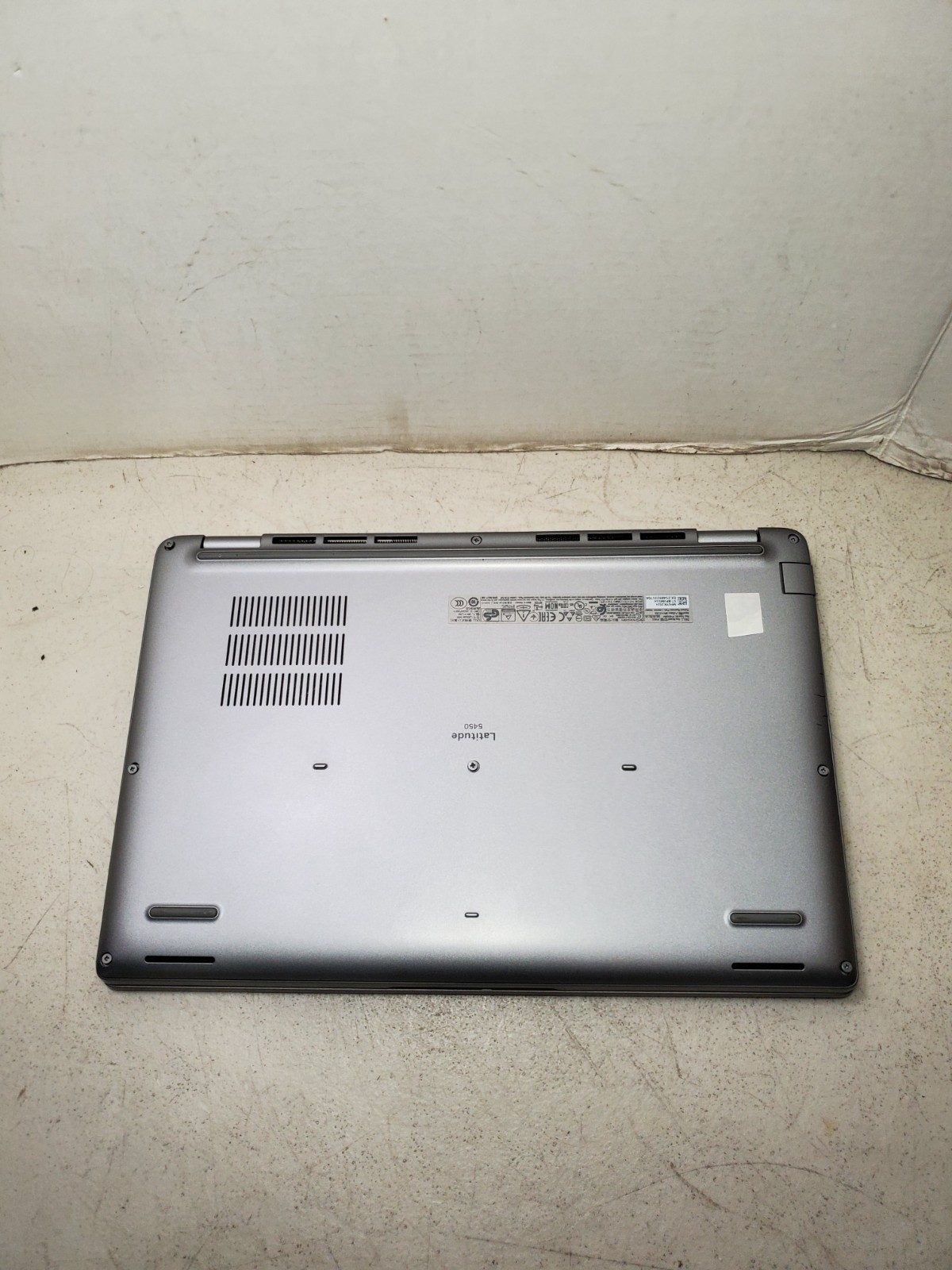 Dell Latitude 5450 14″ Laptop Ultra 5 135U 16GB RAM 256GB SSD Win11 #69