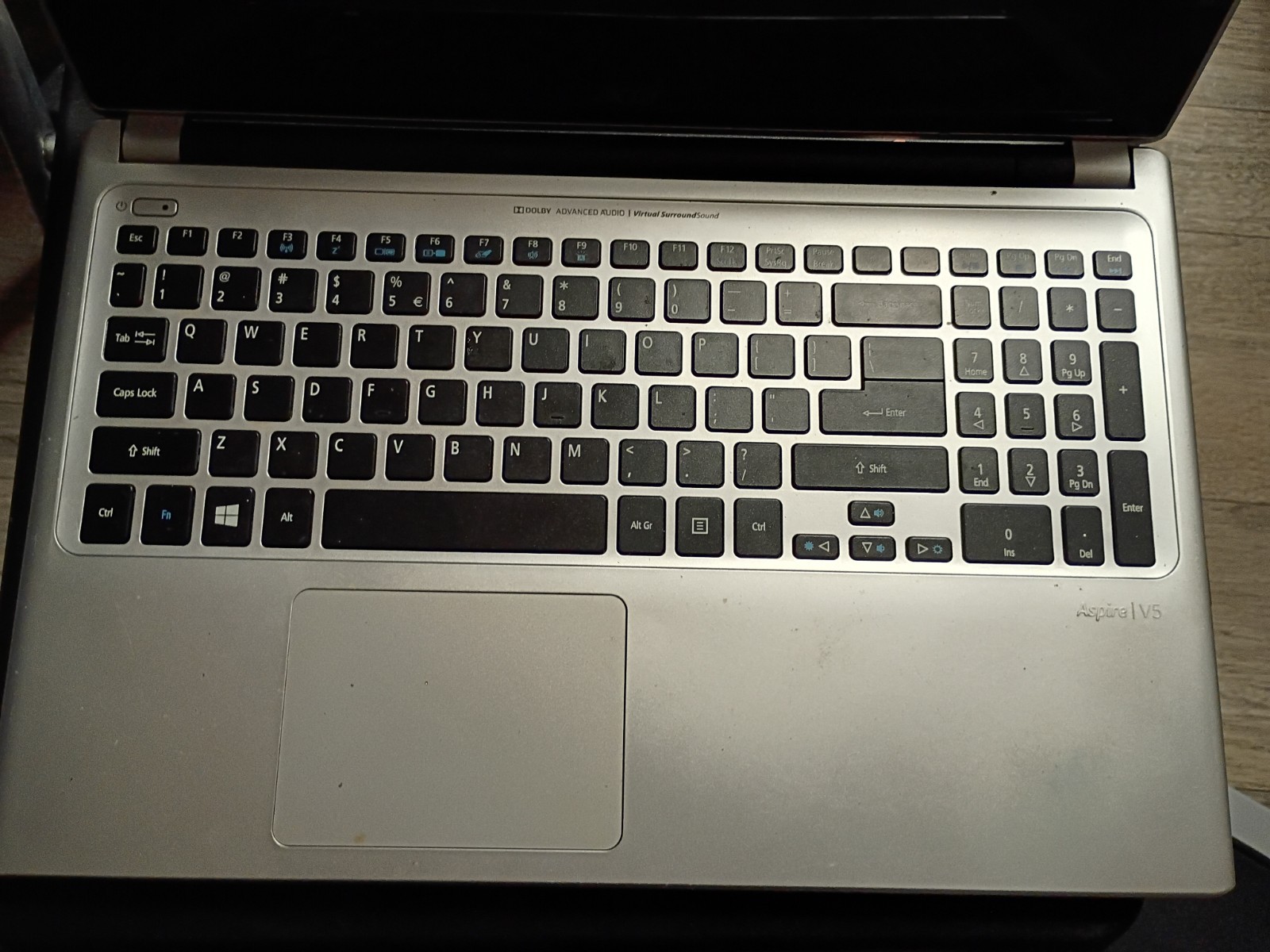 Acer Aspire V5 15.6″ Laptop – Intel Processor, No Charger, Untested
