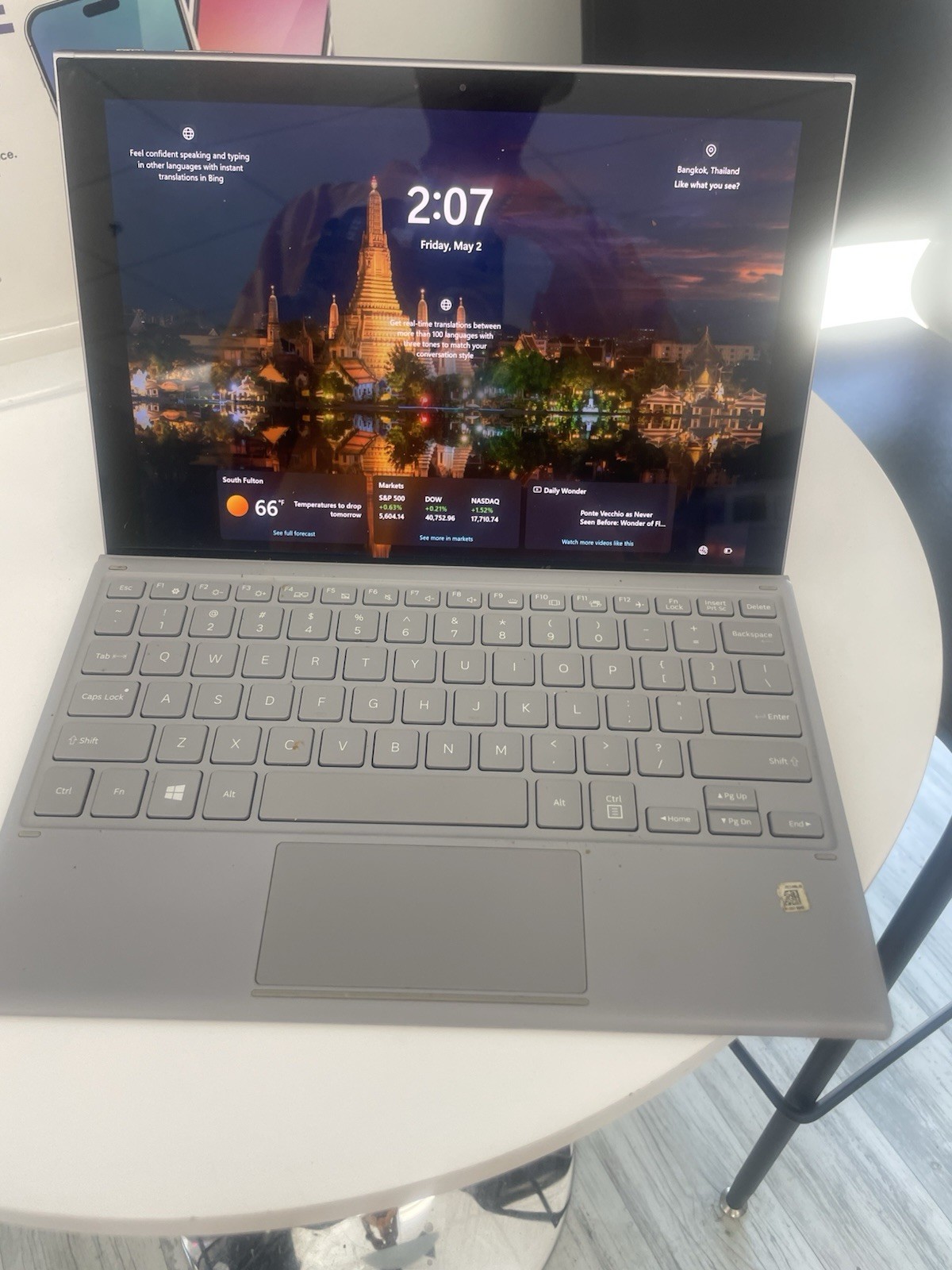 Samsung Galaxy Book2 360 13.3″ (256GB SSD, Intel Core i5 12th Gen., 4.40 GHz,…