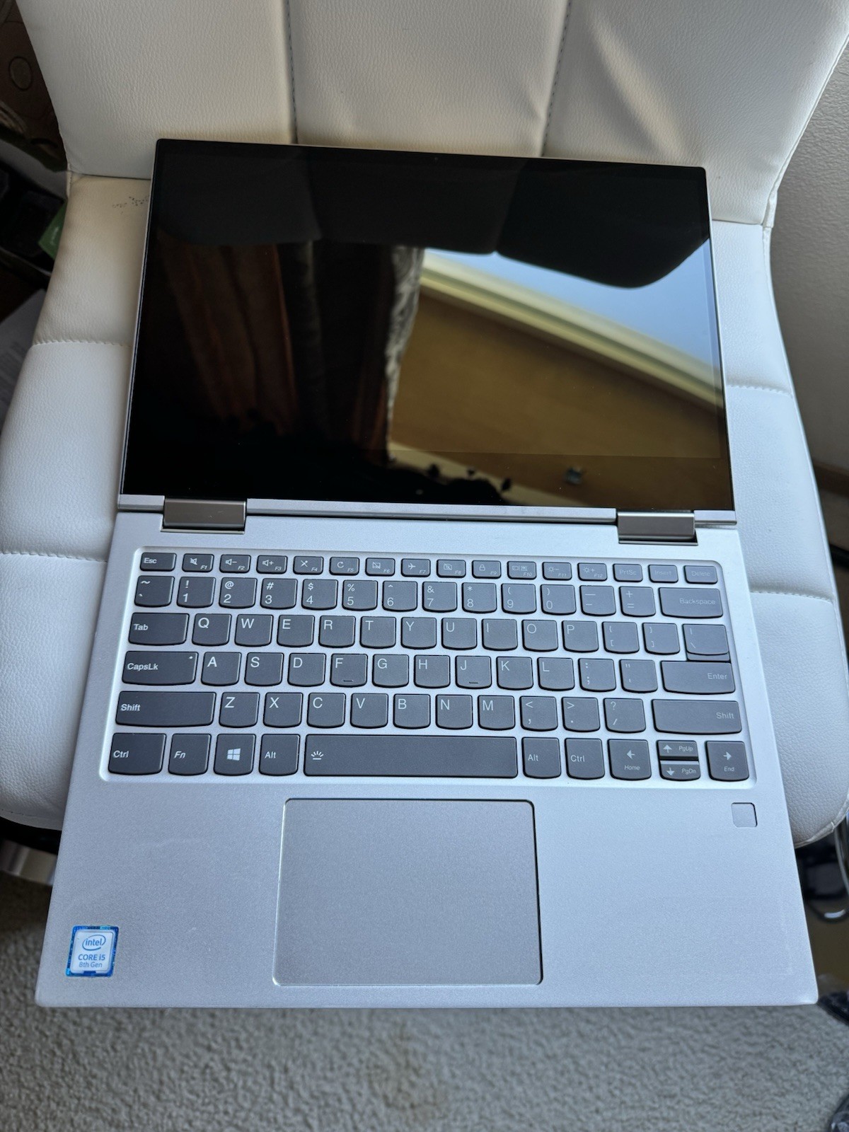 Lenovo YOGA 730-13IKB 81CT Core i5-8250U @1.6GHz 8GB Ram 256GB SSD Not Touch Scr