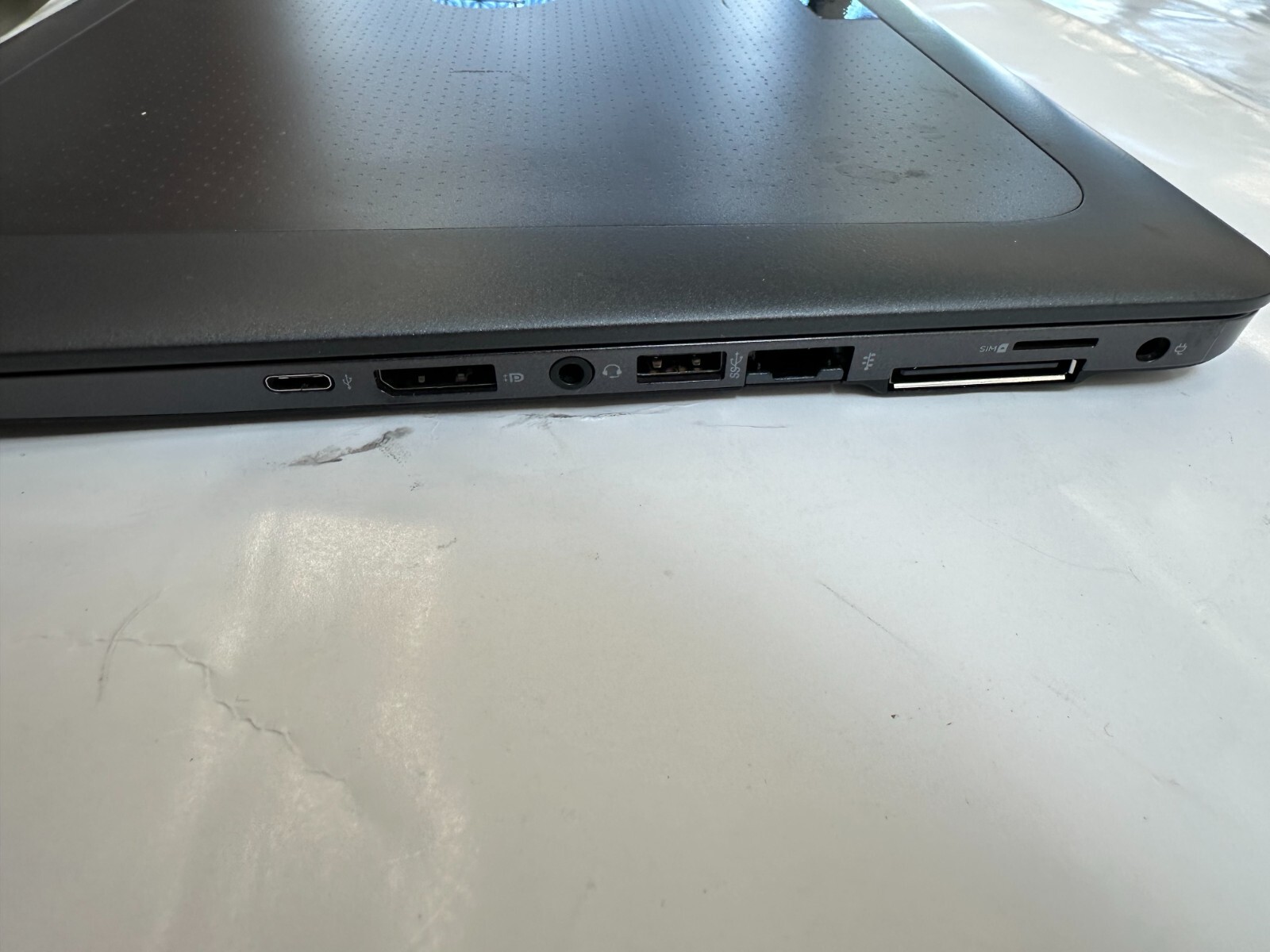 HP ZBook 15U G3 15.6″ FHD Core i7 16GB RAM 500GB SSD + 500GB HDD Win10 Pro