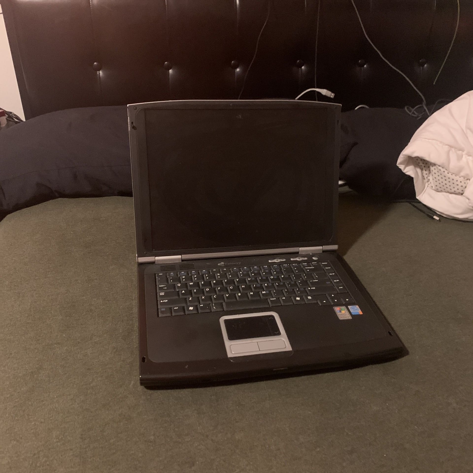 Gateway Laptop Computer Model 4026GZ