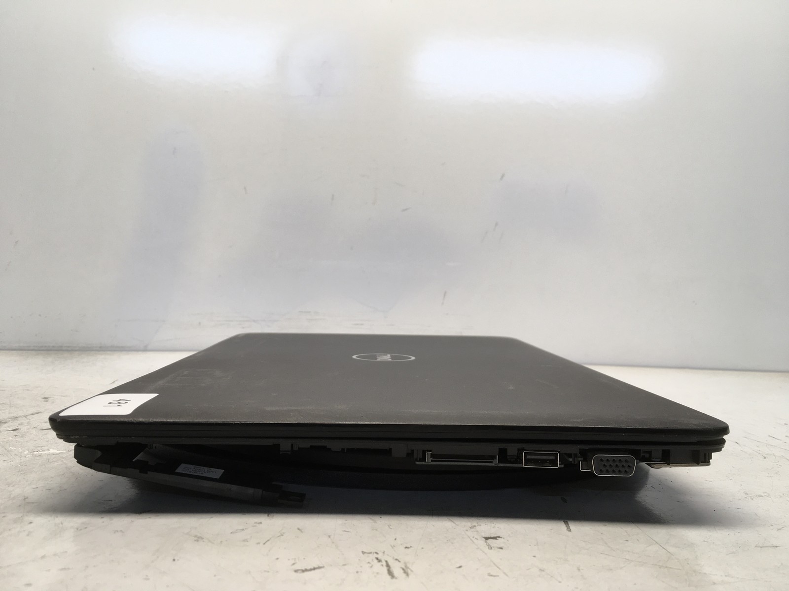 Dell Latitude 3500 Intel Core i5-8265u No RAM NO HDD No Batt