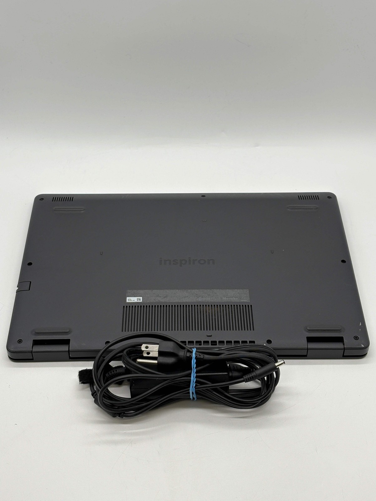 Dell Inspiron 3501 15.6″ P90F Core i3-1115G4 16GB RAM 1TB HDD For Parts