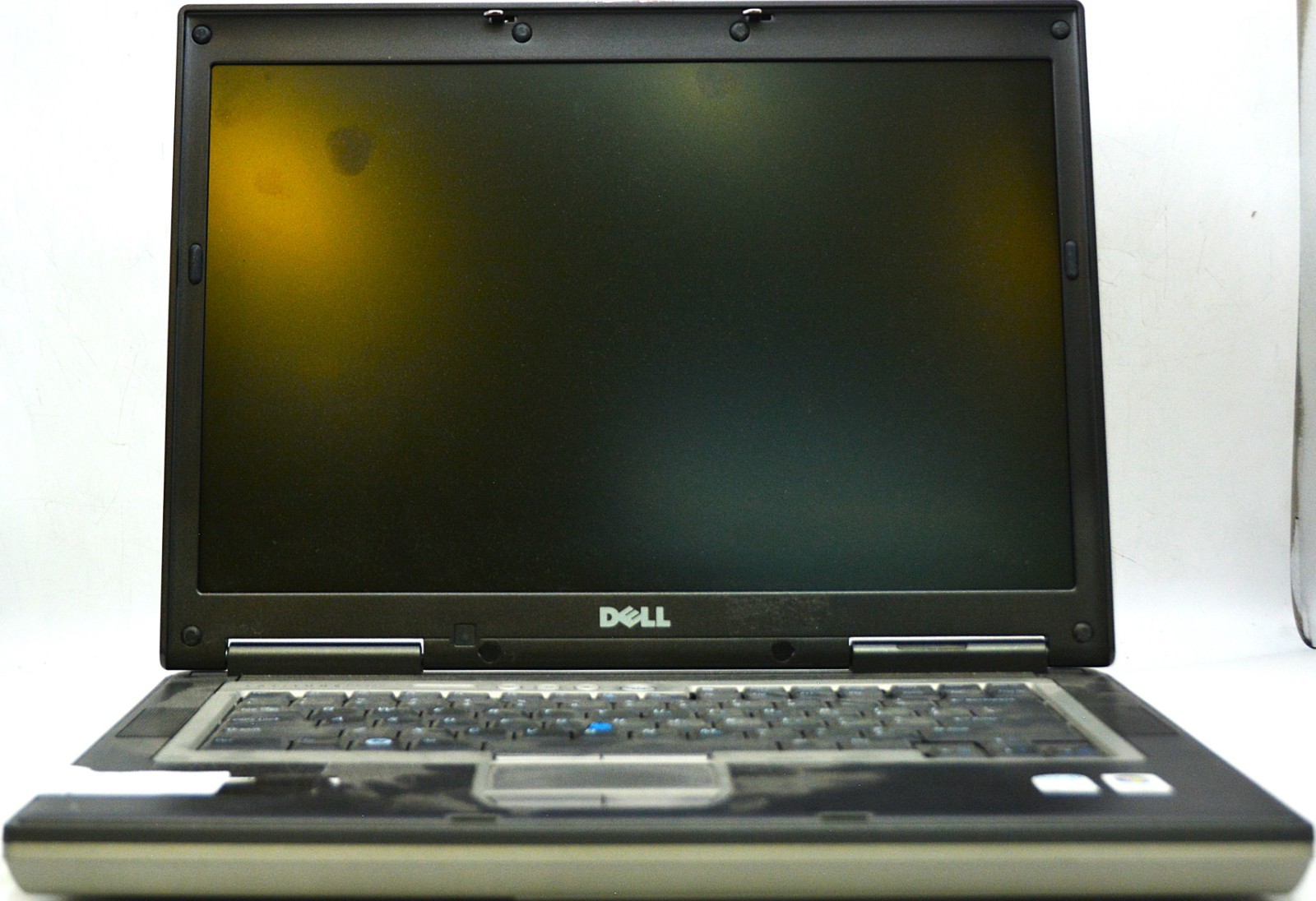 Dell Latitude D830 2GB DDR2 NO OS/NO STORAGE/NO BOOT *PARTS/REPAIR/READ*