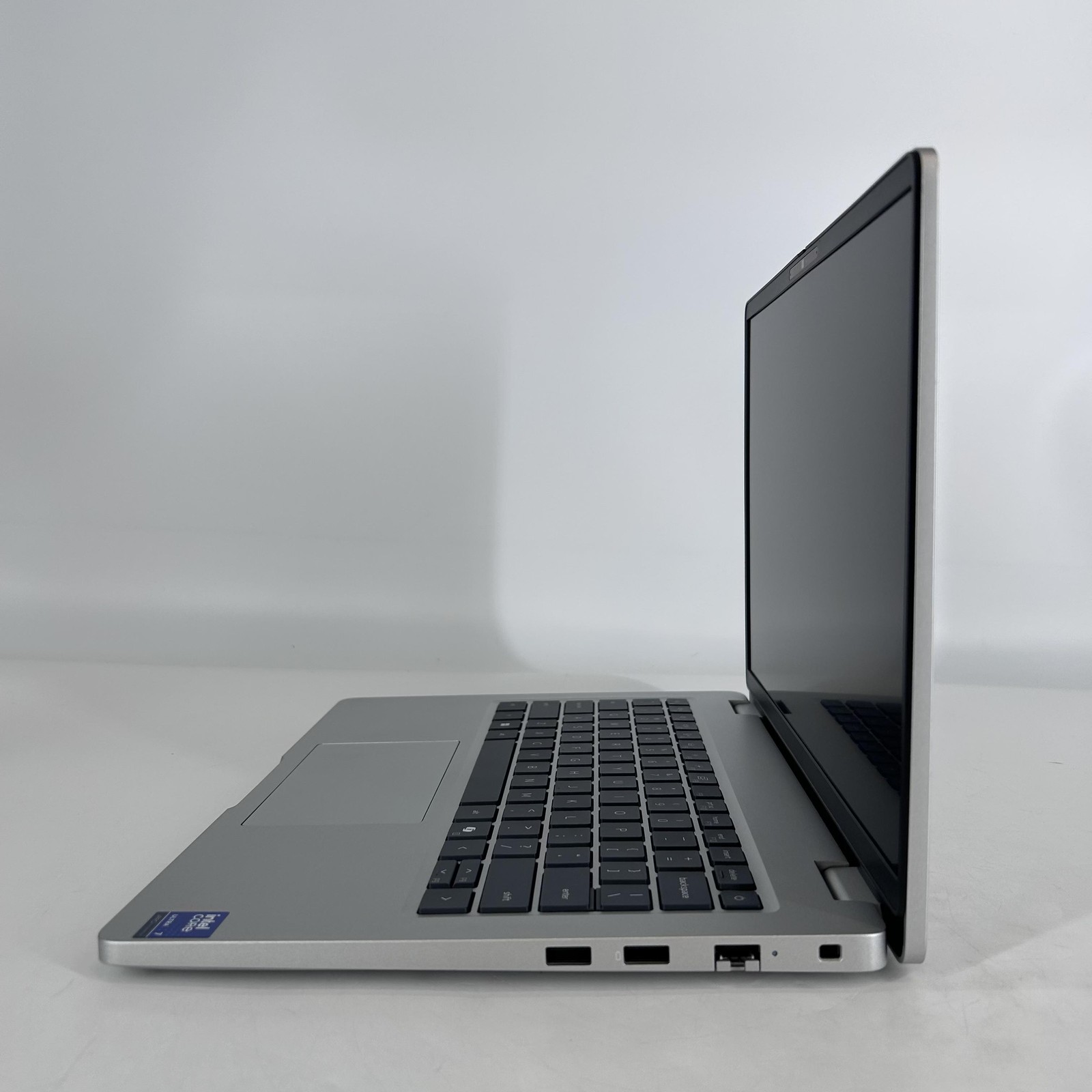 Dell Pro 14 PC14250 Platinum FHD+ 2.1 GHz Ultra 7 265U 16GB 512GB SSD Excellent