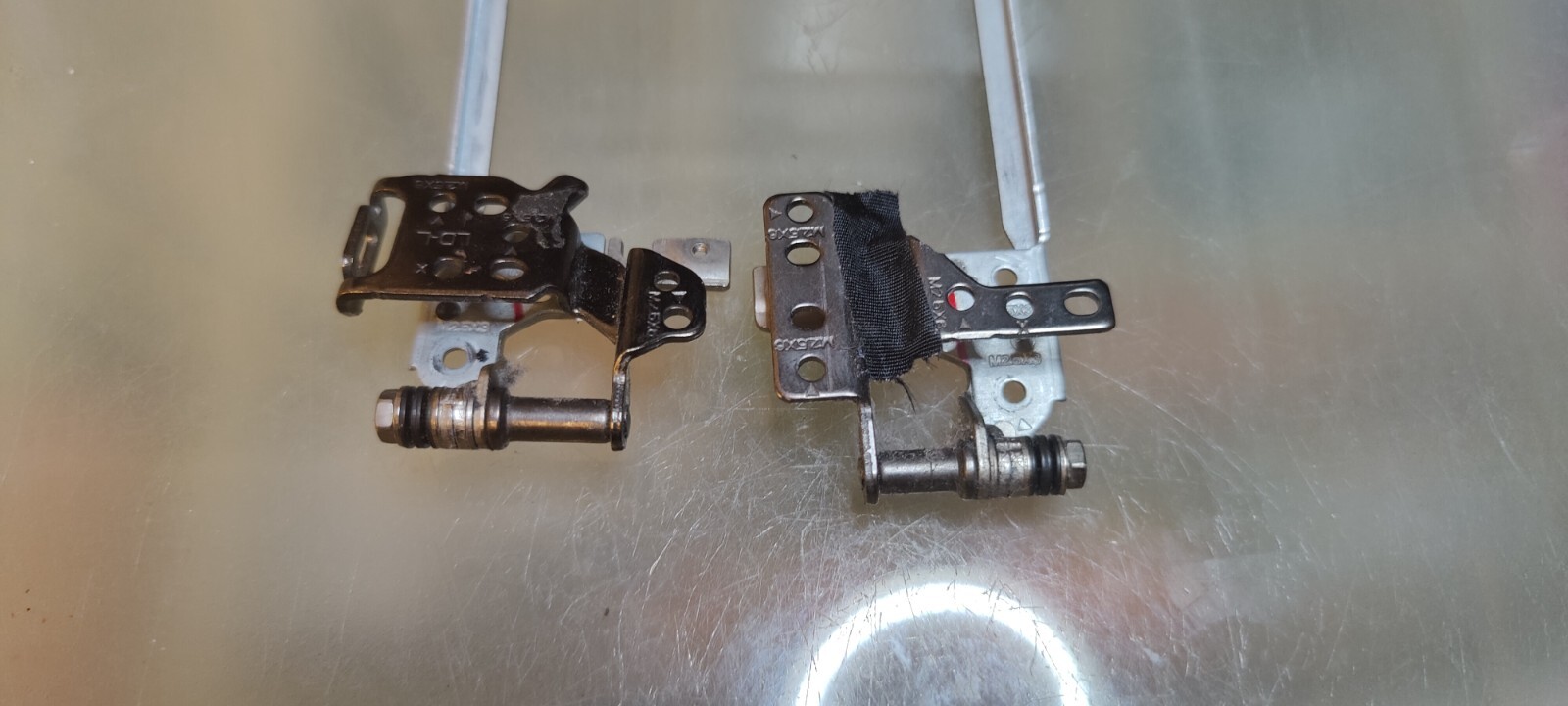 ACER A515-51 A615-51 A315-53 A315-33 A315-41 HINGES AM28Z000100 AM28Z000200