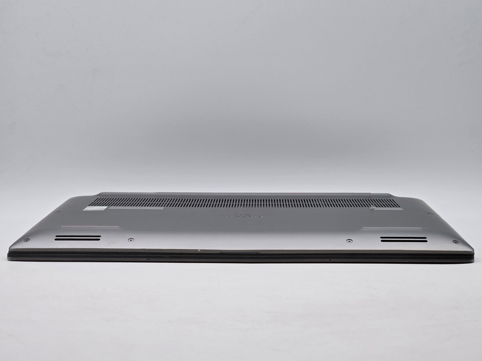 Dell Precision 5480 14″ Touch I7-13800H 1TB 32GB W11P RTX A1000 GPU Backlit FPR