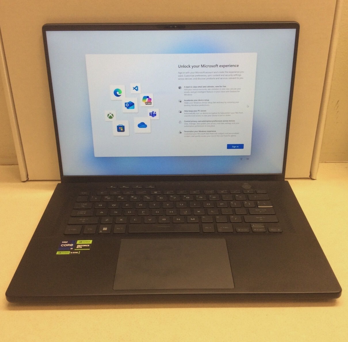 ASUS ROG Zephyrus M16 16″ i9-13900H 2.6GHz 16GB RAM 1TB SSD GeForce RTX 4070