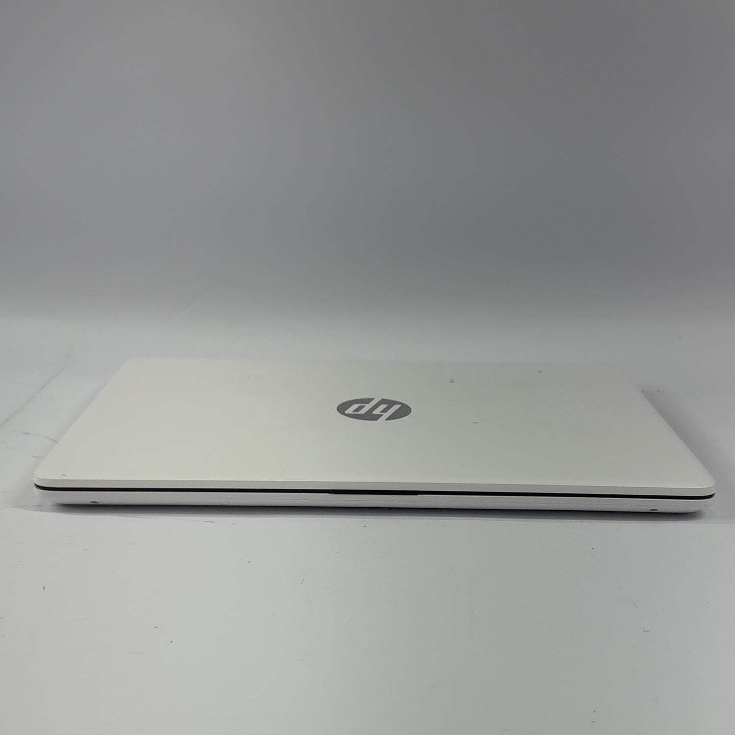 HP Laptop 14-DQ3000DX 14″ Celeron N4500 1.1GHz 4GB RAM 64GB SSD