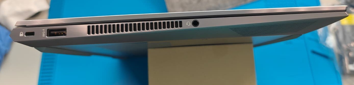 HP ZBOOK STUDIO 15.6 G8 MOBILE i9-11950H 2.60ghz 8 c-16 t NVIDIA RTX-A2000 4GB