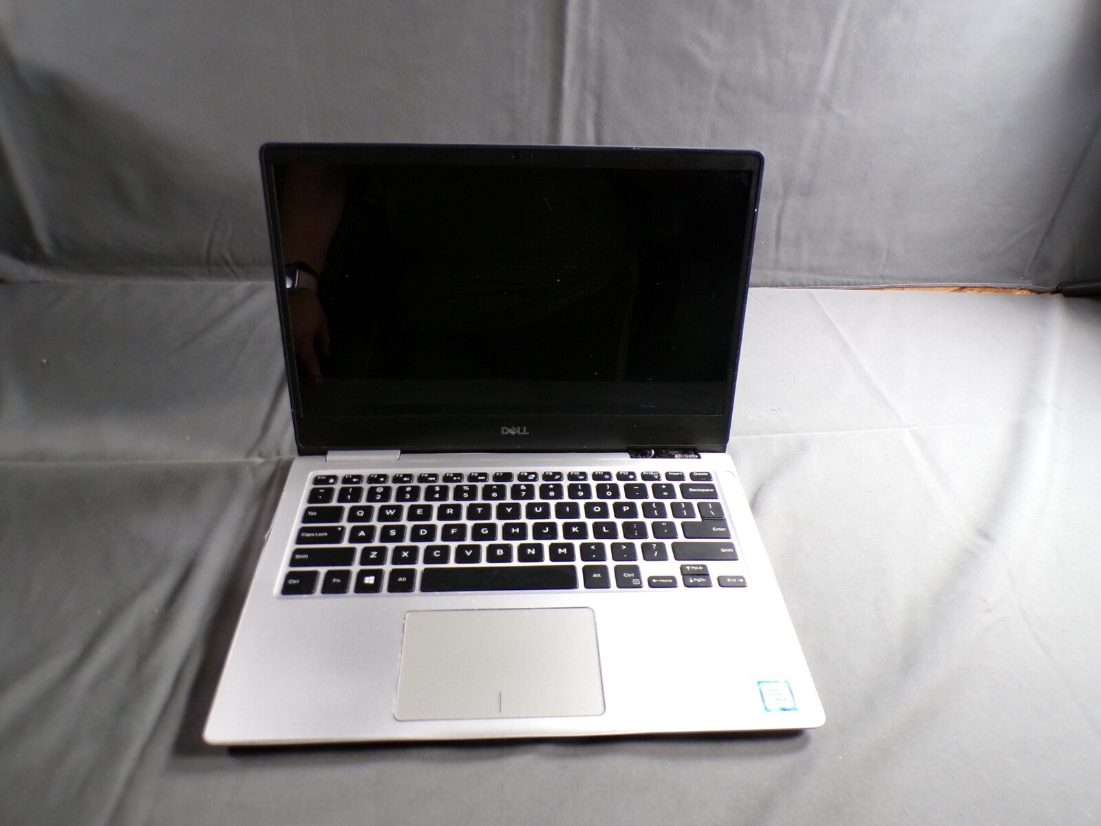 *DELL INSPIRON 7380 INTEL CORE i5-8265U 1.60GHZ 8GB RAM