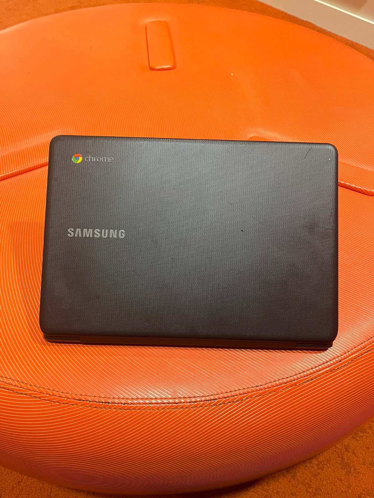Samsung 11.6″ 4GB RAM 32GB Drive Chromebook – Charcoal