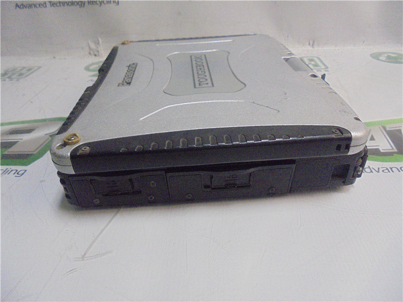 Panasonic CF 195HYAXLM Laptop i5-3340M 2.7GHz 8GB RAM 500GB HDD Win 8 Pro COA