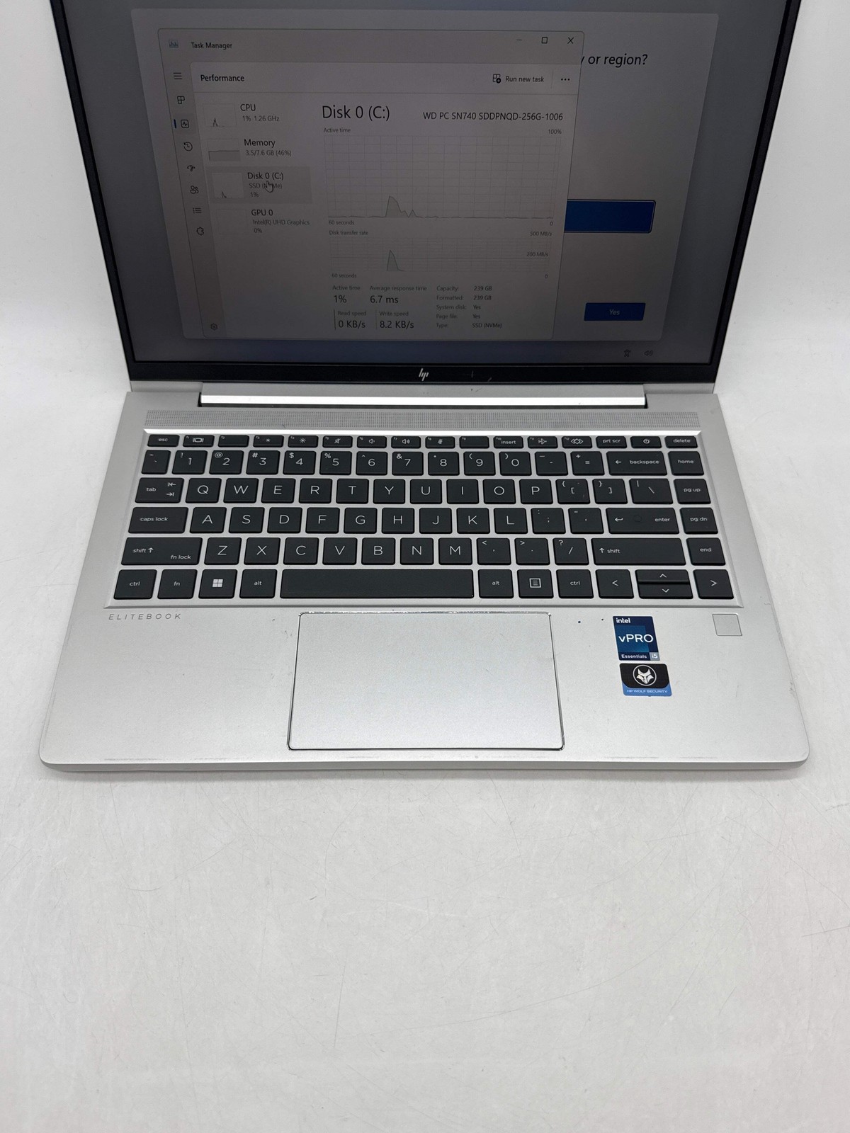 HP EliteBook 640 G10 14.0″ FHD Touch Core i5-1335U 1.30GHz 256GB SSD 8GB RAM