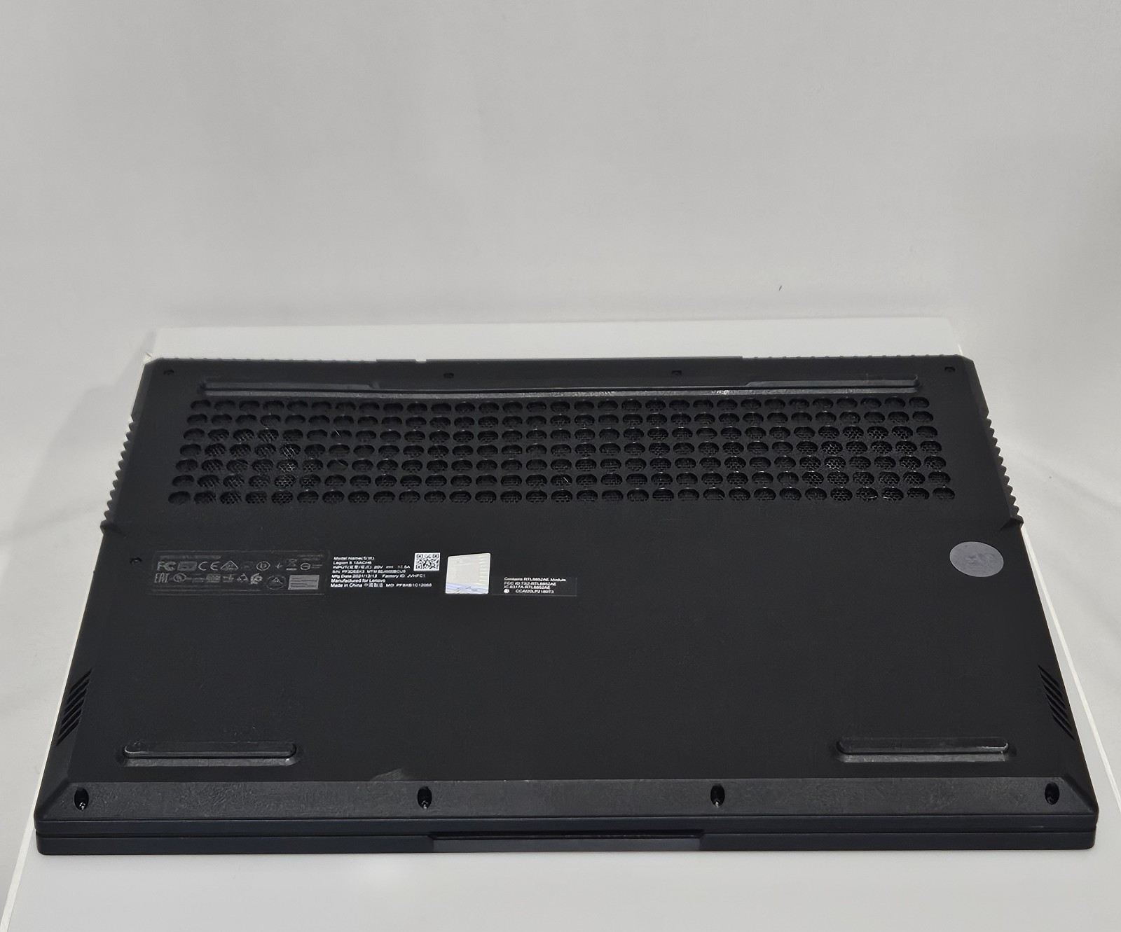 Lenovo Legion 5 15ACH6 Ryzen 7 5800H 16GB 1TB RTX 3050 + Charger (RTX Error 43)
