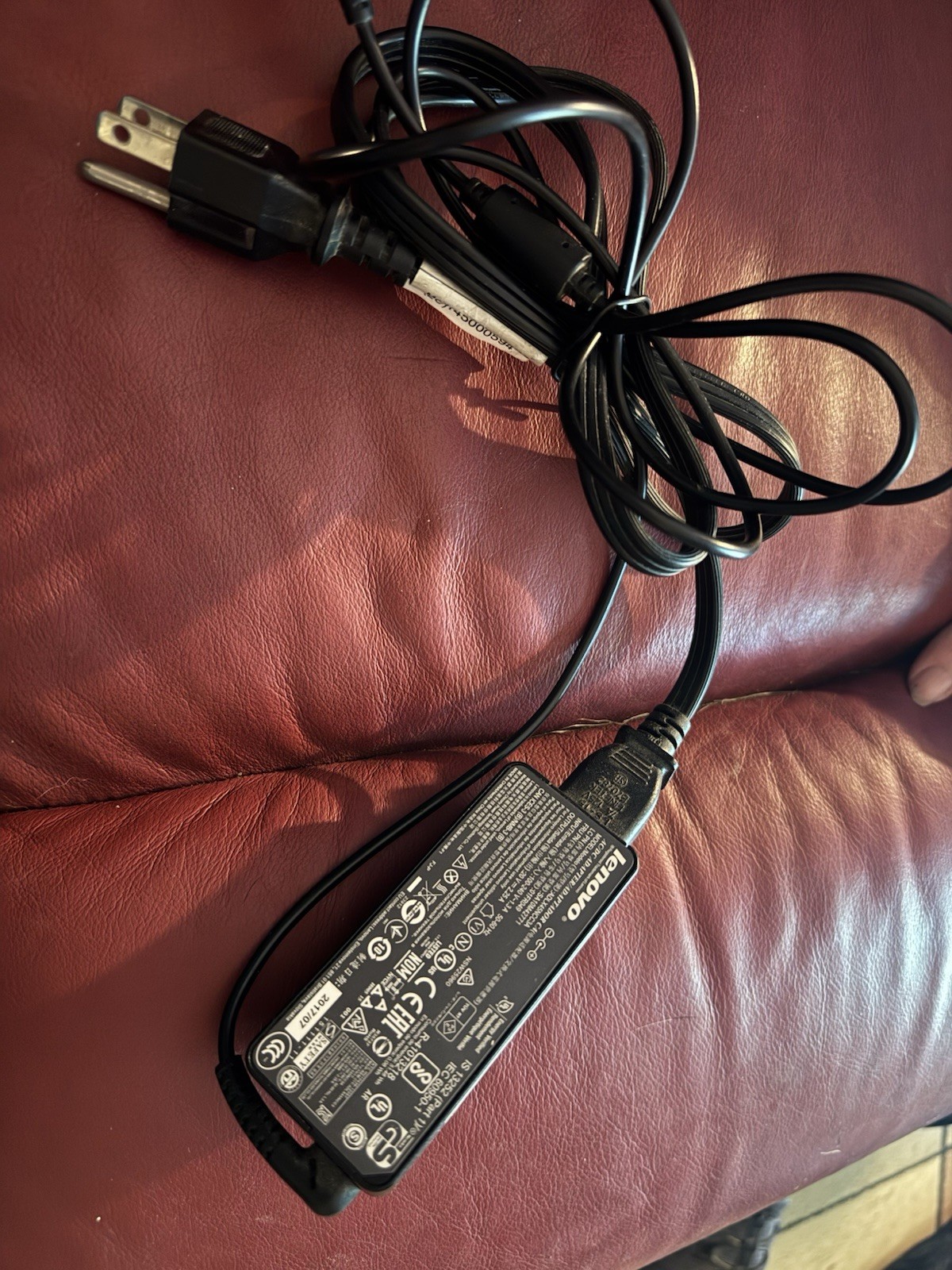 Lenovo N22-20 Chromebook With Charger “power Washed” Back To Factory Settings