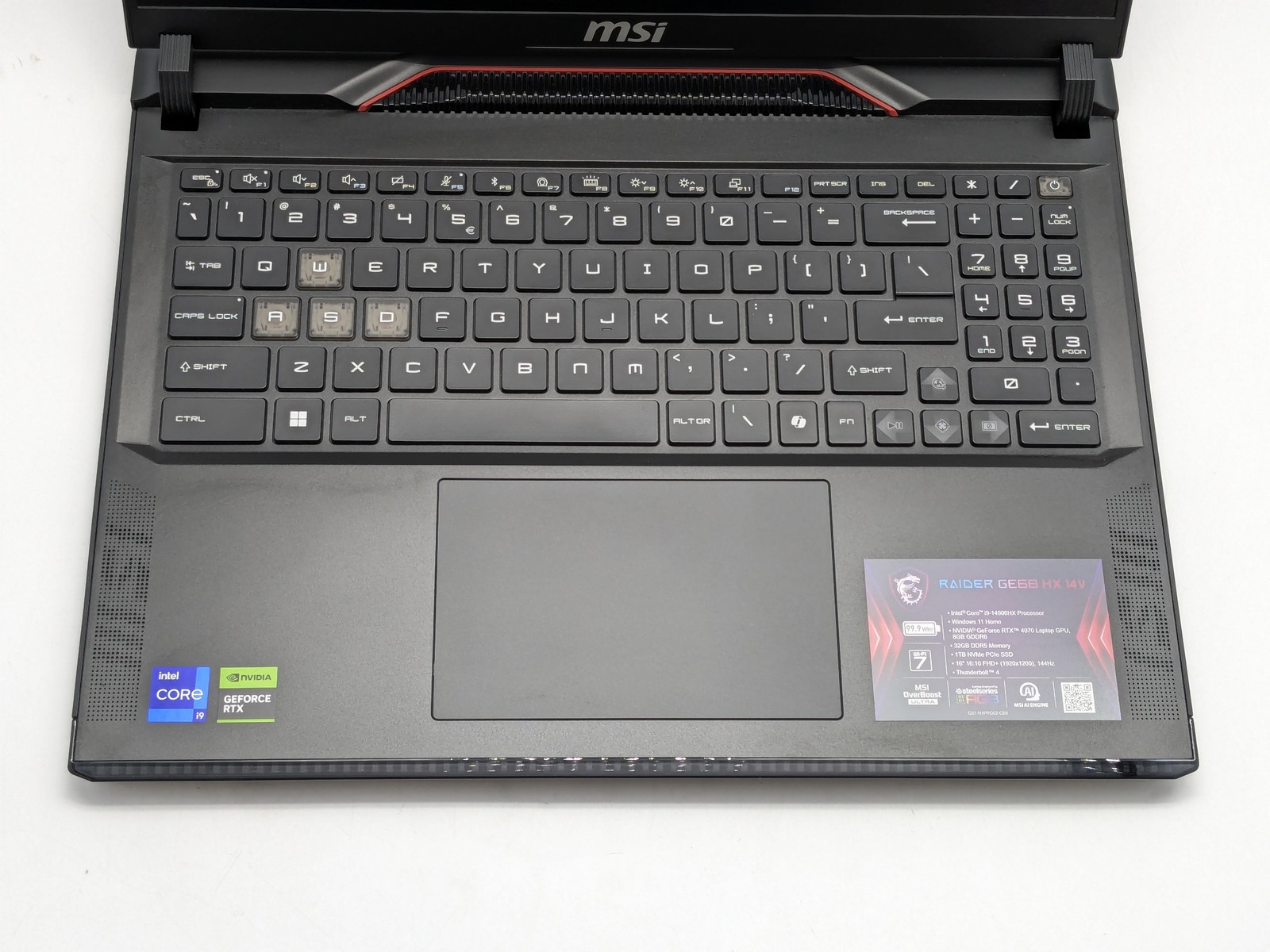 MSI Raider GE68 HX 14VGG 16″ i9-14900HX 32GB DDR5 1TB SSD RTX 4070 Windows 11H