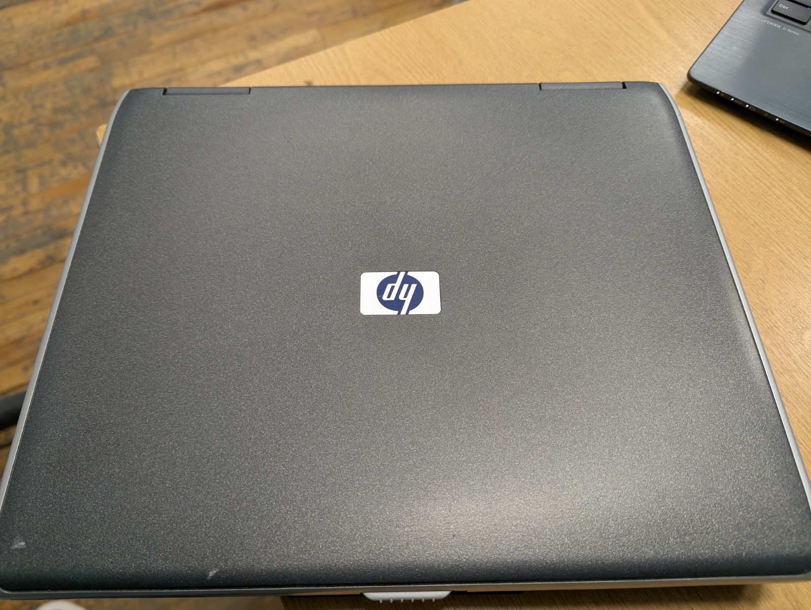 HP Compaq nx9020 Intel Celeron M 1.4, 256Mb RAM