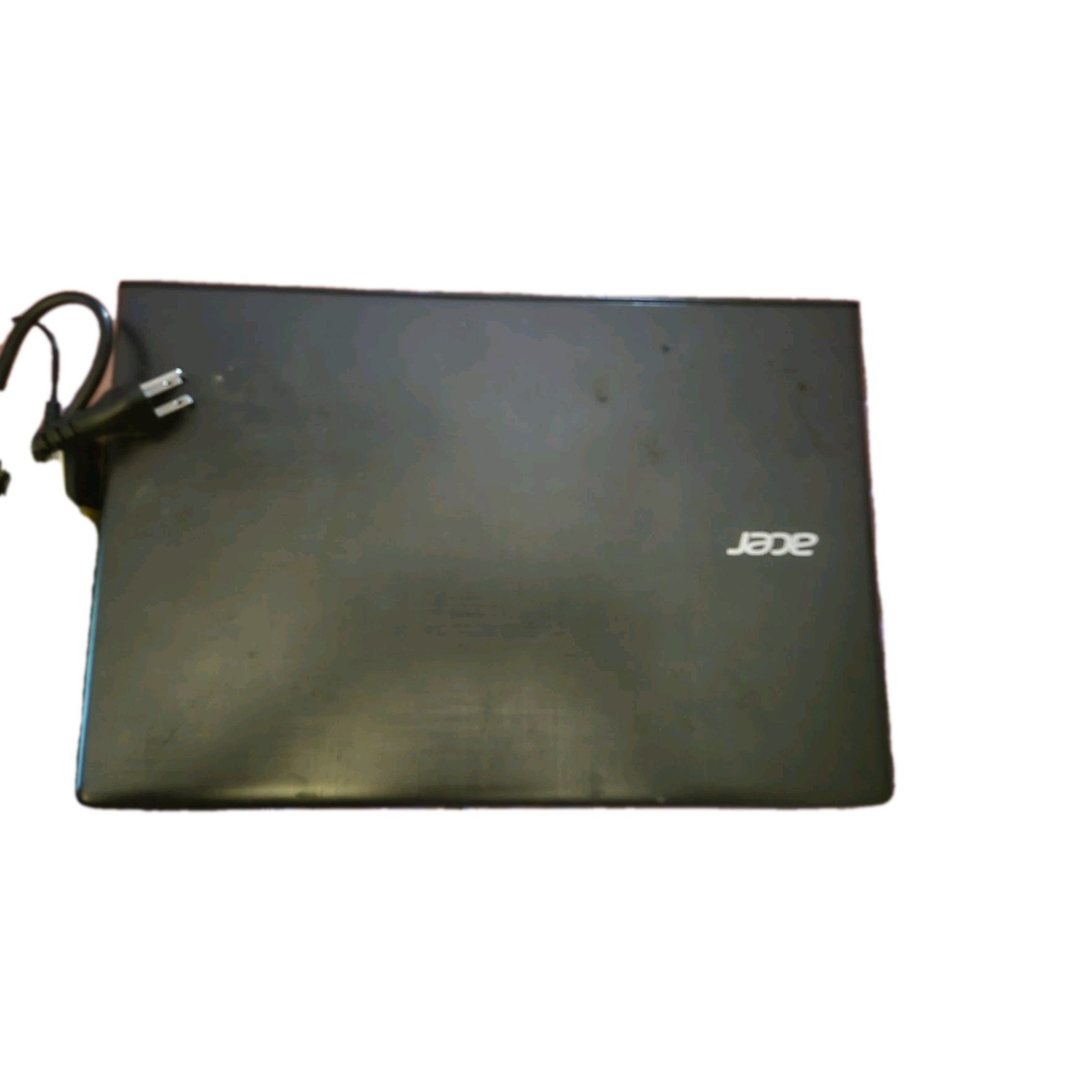 Acer laptop Aspire E5-576 Series Model N16Q2 8GB RAM 256GB (For Parts)