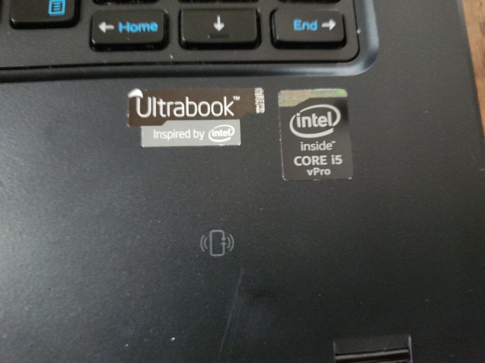 Dell Latitude E7450 14″ Intel i5-5300U 16 GB Case DMG No SSD BATT 69%