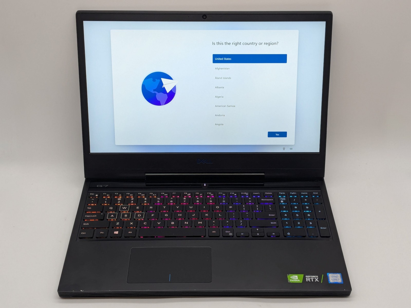 Dell G5 15 5590 15″ FHD I7-9750H 512GB 32GB W11 RTX 2080 Max-Q Backlit RGB 143Hz
