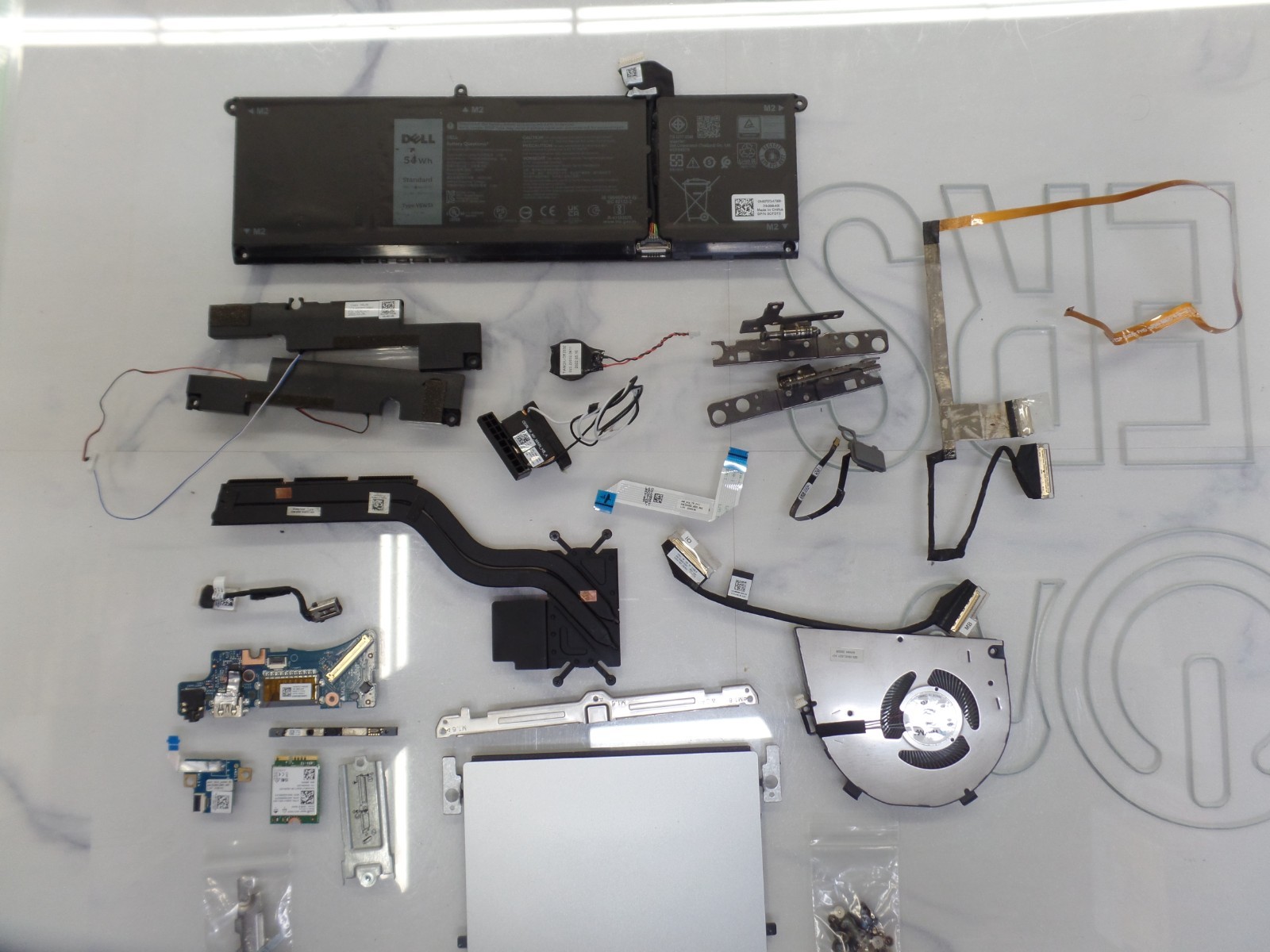 Genuine Dell Inspiron 16 5620 16″ individual Parts Battery/Fan/Trackpad/Speakers