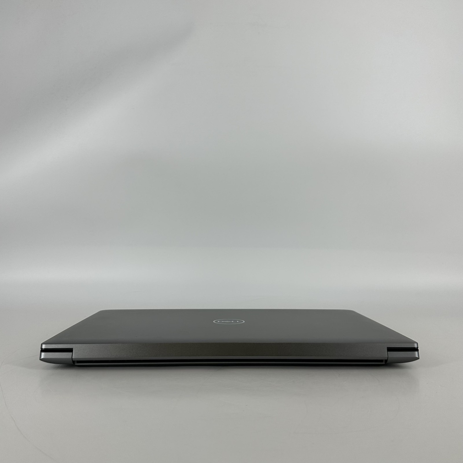 Dell Precision 5680 16 FHD+ 2.6GHz i9-13900H 64GB 1TB RTX 2000 Ada Bad Camera