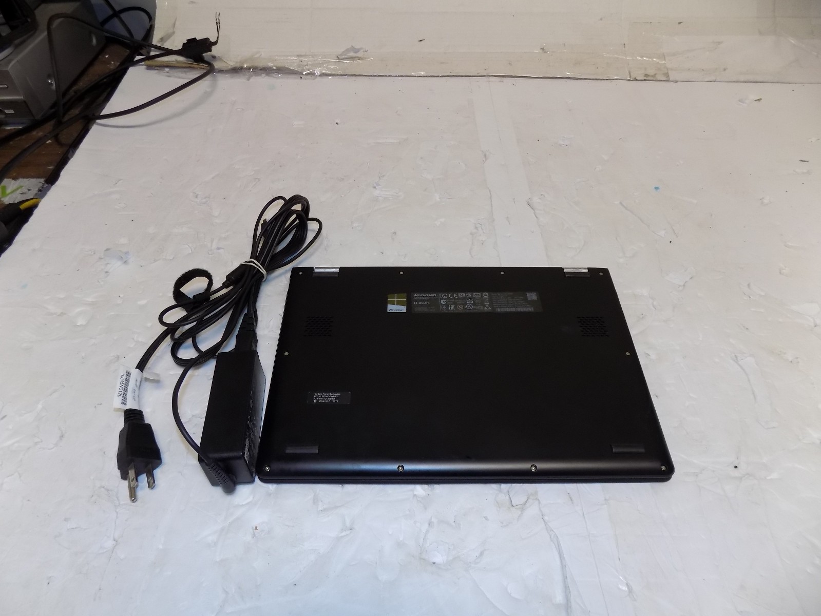 Lenovo Yoga 2 Laptop 11″ Intel Pentium N3520 2.15GHz 4GB RAM Win 10 Touchscreen