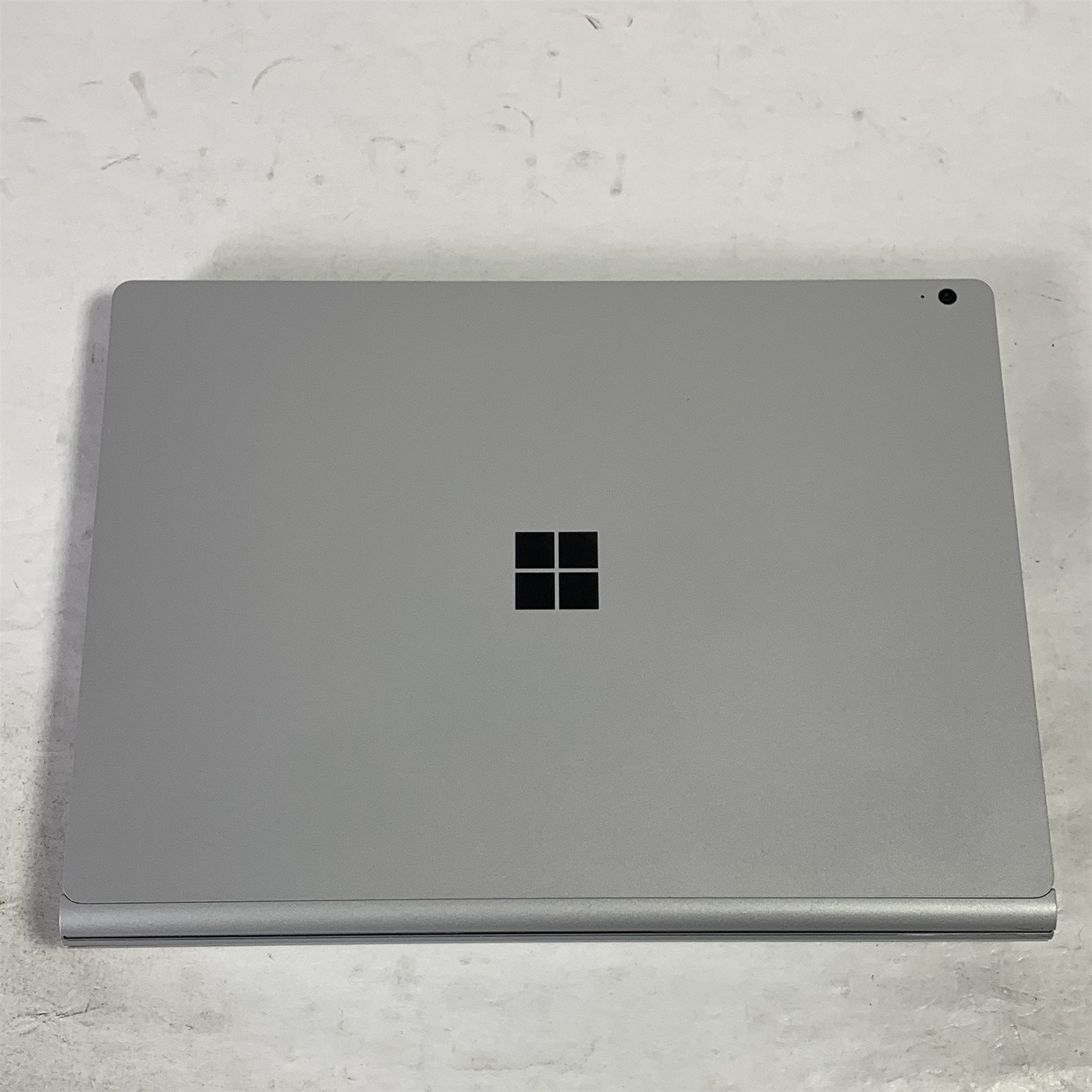 Microsoft Surface Book 3 1900 13.5″ i7-1065G7 1.3GHz 16GB 256GB NVMe SSD – Win11