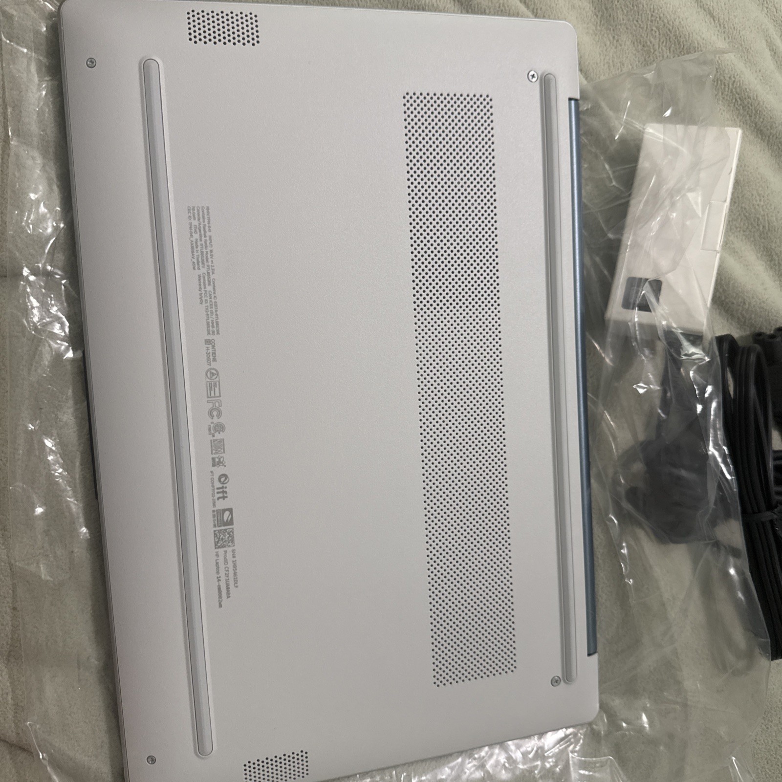HP 14″ HD Laptop AMD Athlon 7120U 4GB RAM LPDDR5 128GB SSD New 14-em0002wm Blue