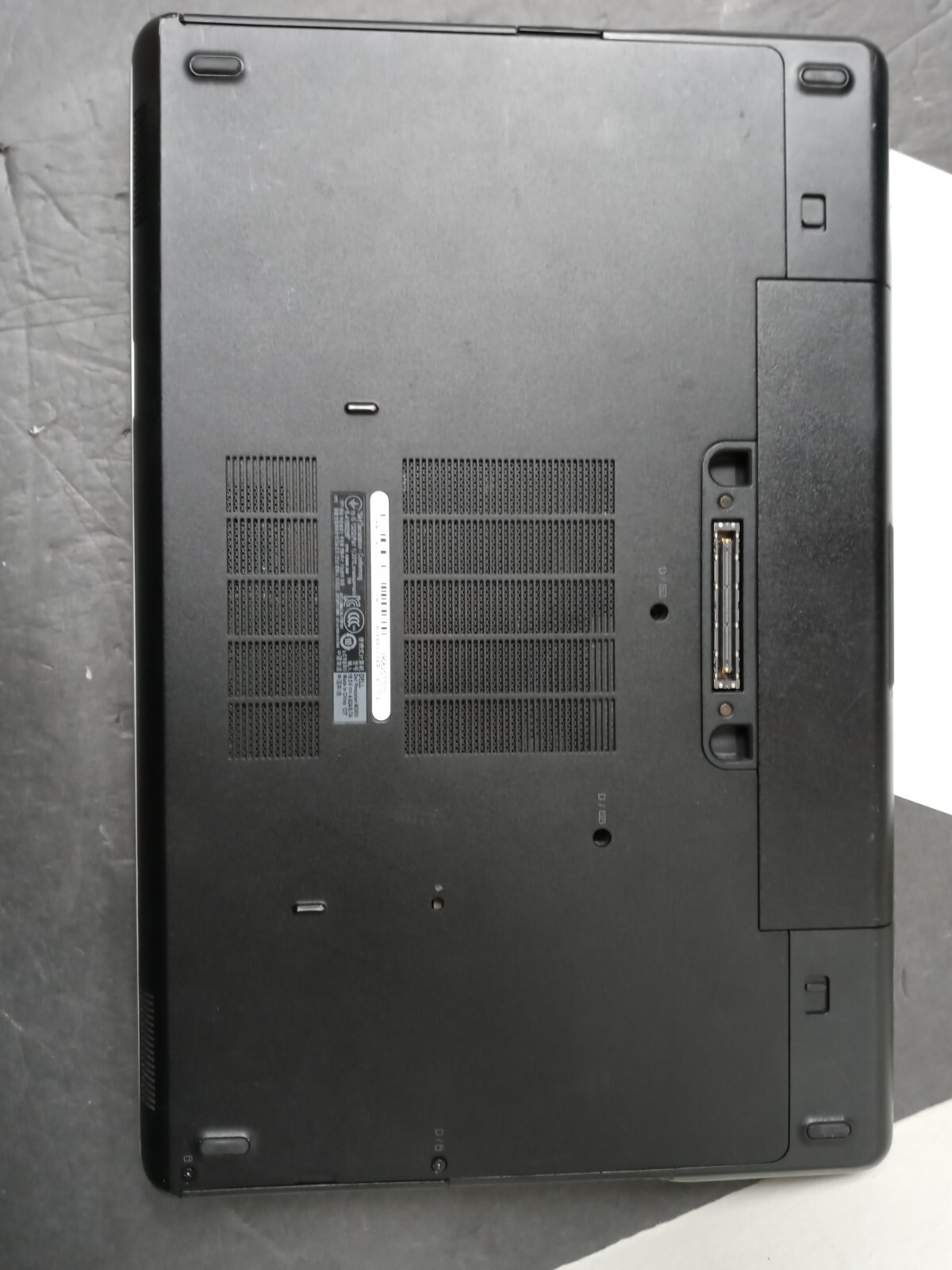 Dell Precision M2800 15″ Laptop Intel i7-4810MQ 2.8GHz 8GB RAM NO HDD/OS NO ADAP