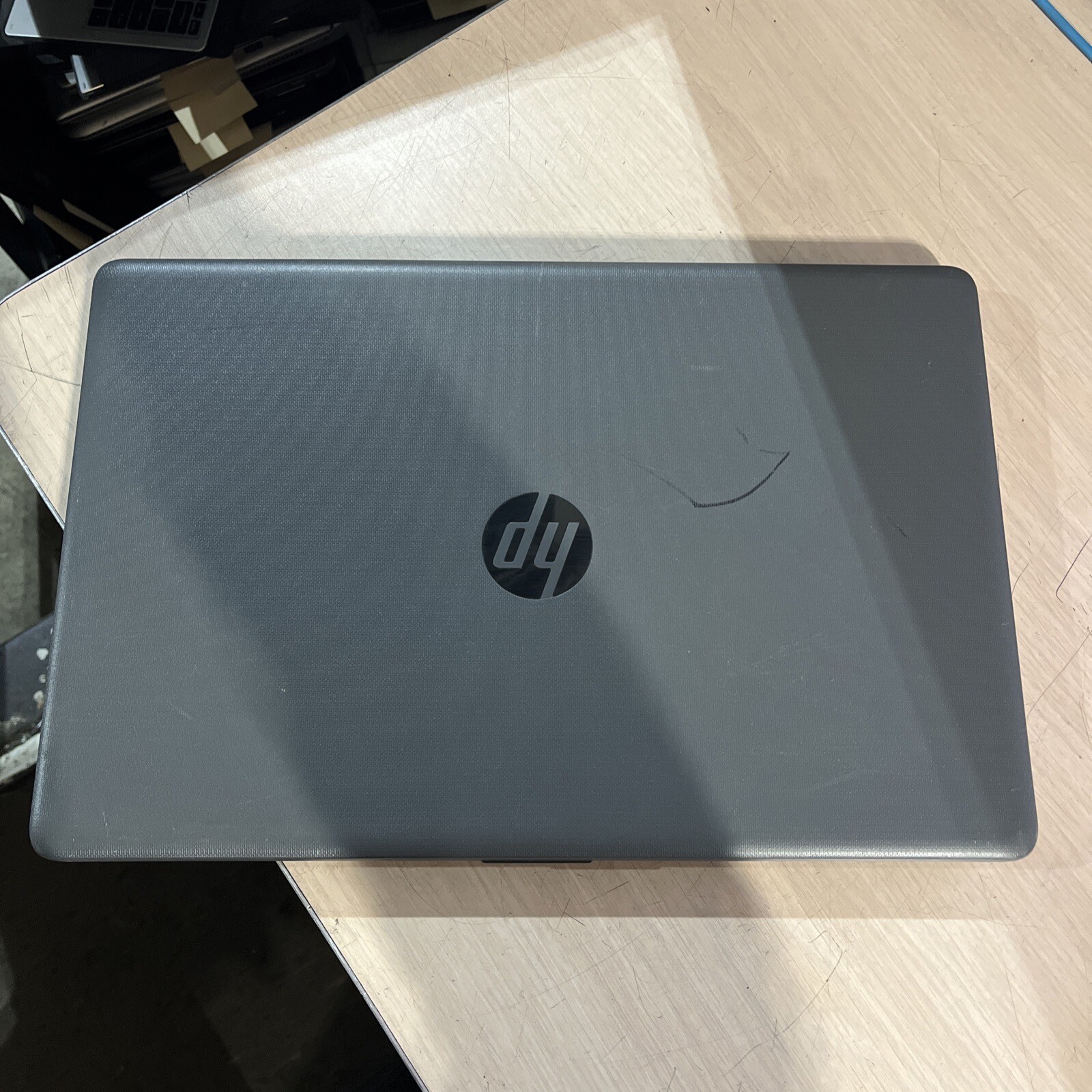 HP 255 G7 NOTEBOOK AMD A6-9225 RADEON 8GB RAM NO HD ;