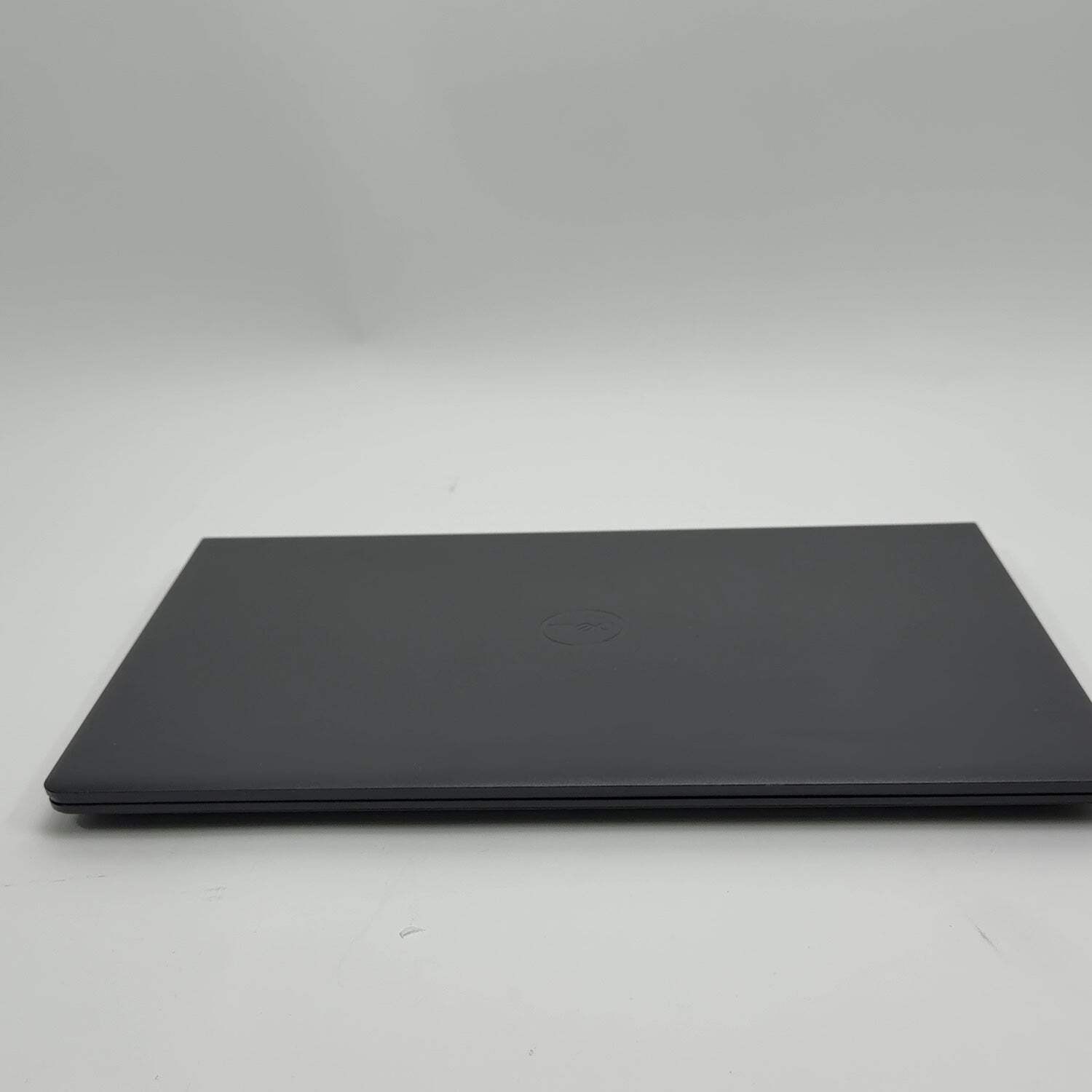 Dell Inspiron 3520 15.6″ i5-1235U 1.3GHz 8GB RAM 512GB SSD