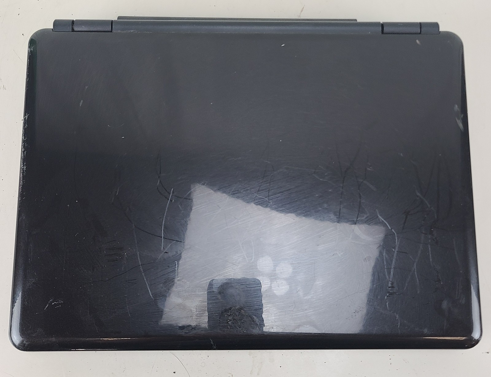 FOR PARTS Clone Laptop HL90 2GB 120GB HDD BAD BATTERY/NO OS