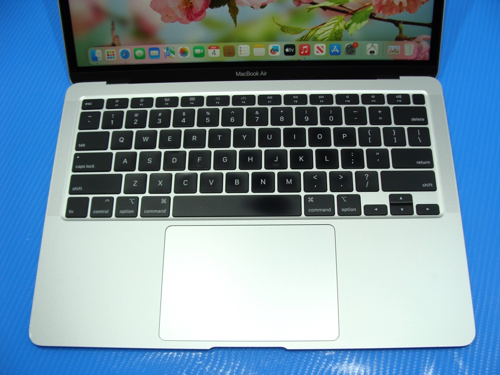 Apple MacBook Air 13″ A2179 (2020) i3-1000NG4 1.1GHz 8GB 256GB SSD MWTJ2LL/A +PA