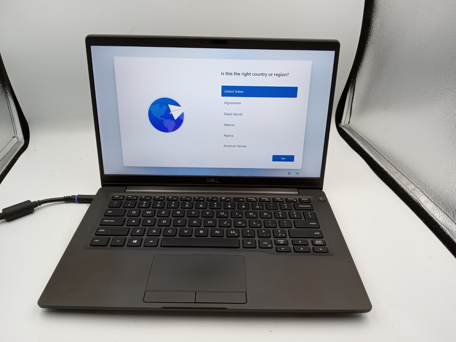 Dell Latitude 7400 14″ Laptop Intel i5-8365U 4GB RAM 256GB SSD W11 – READ -RR