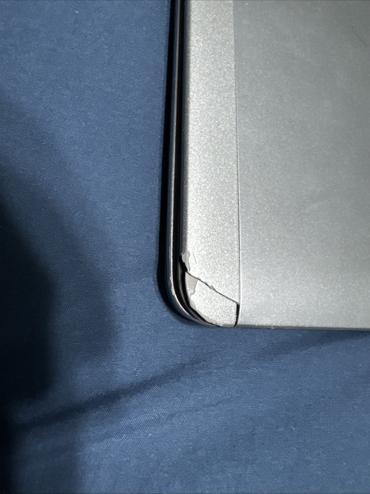 Dell Latitude E7240 Laptop Silver/Black