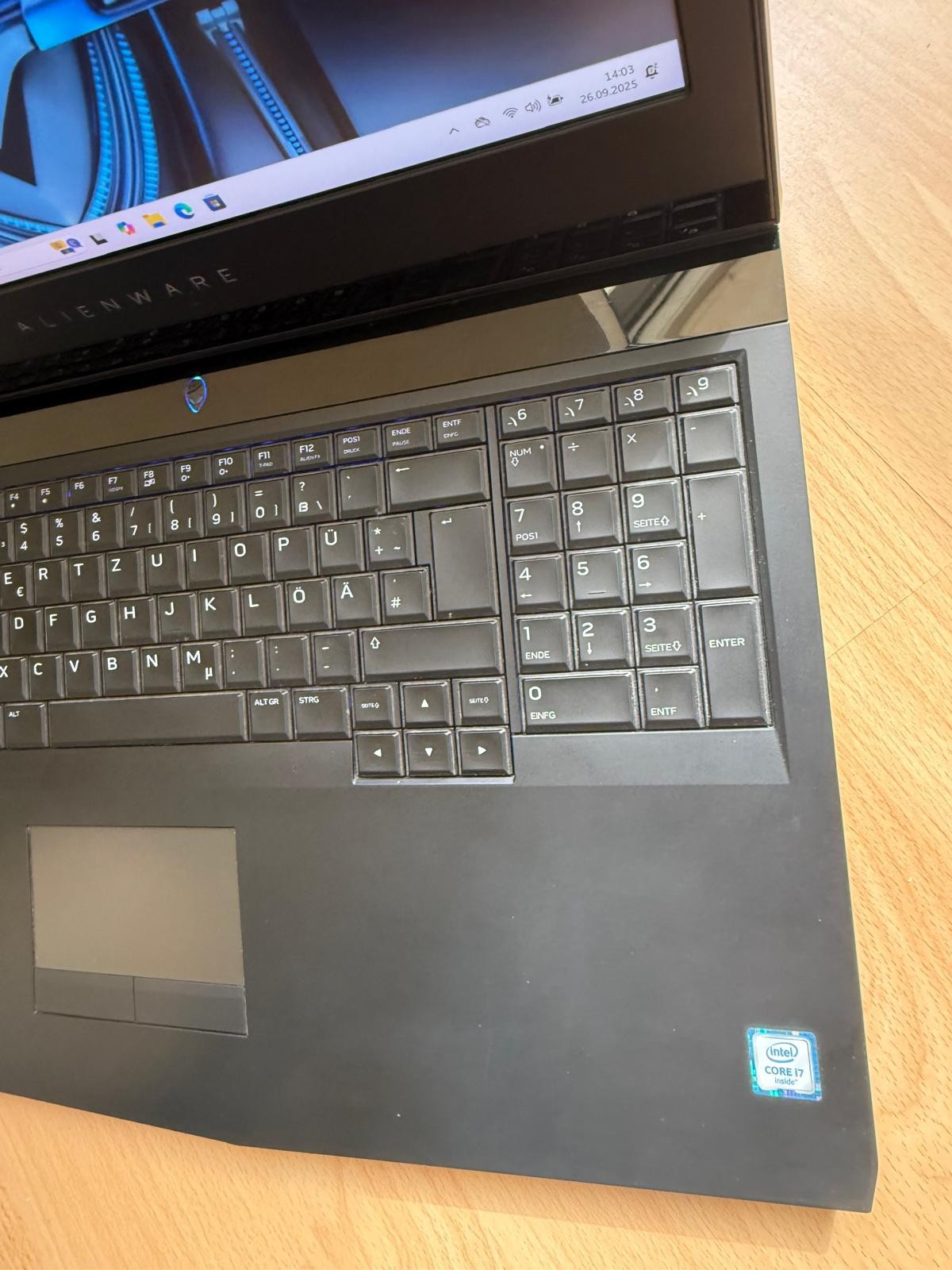Dell Alienware Gaming R4;GTX 1070 17.3 inch” i7-6820HK,16GB,512GB SSD,1TB HDD,
