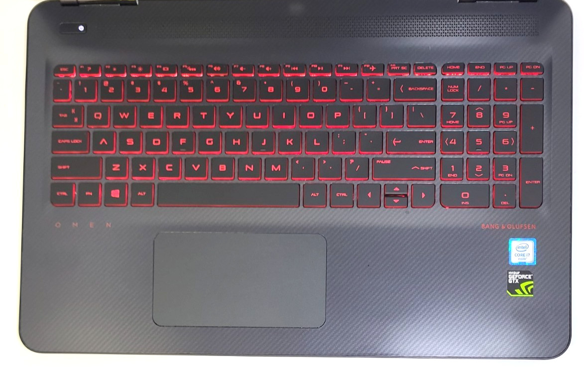 HP Omen 15t-ax000 Core i7-6700HQ 2.6Ghz 16GB RAM 240GB SSD 15.6″ LCD Windows 11